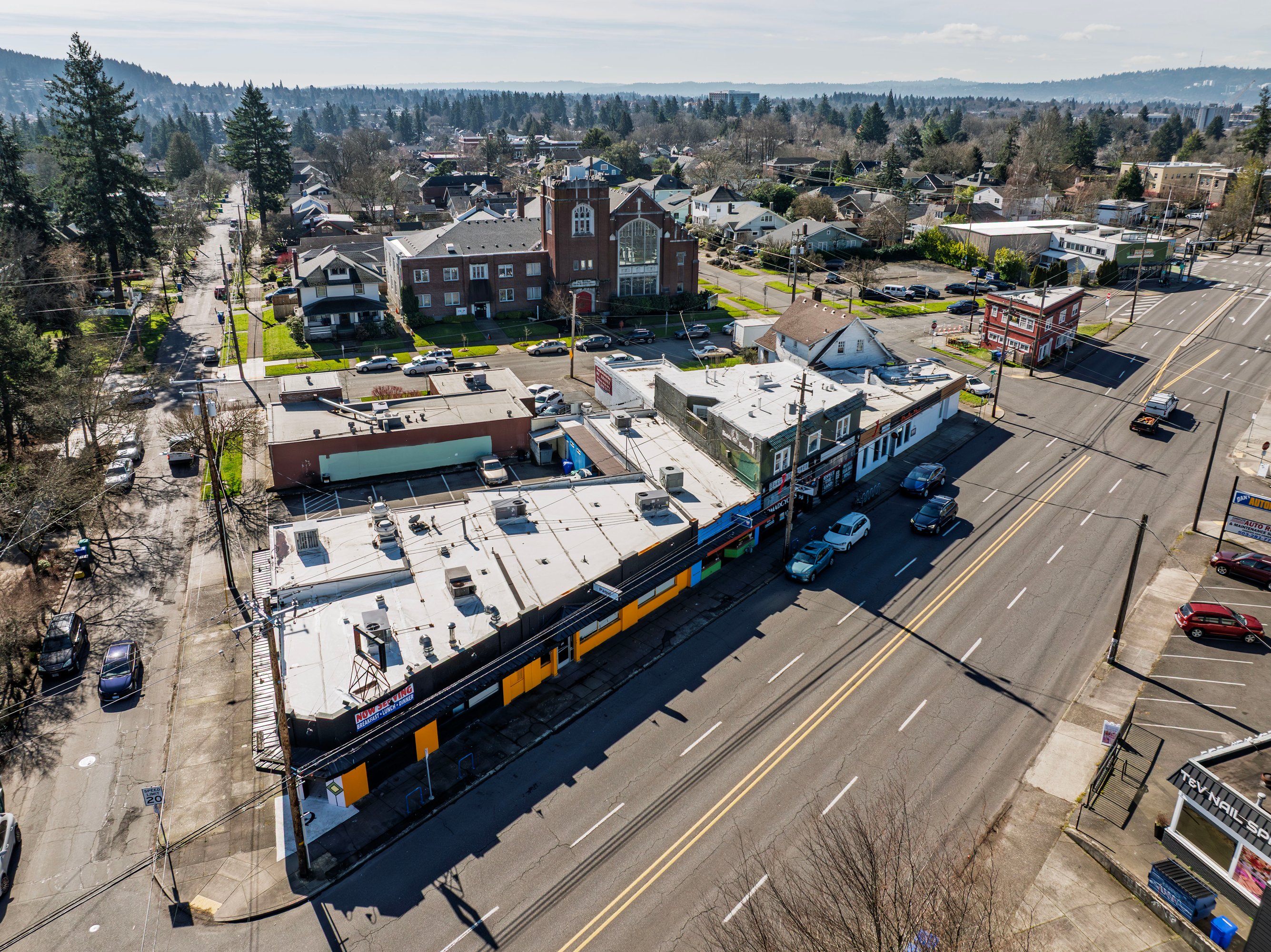 5824-5846 Ne Sandy Blvd, Portland, OR 97213