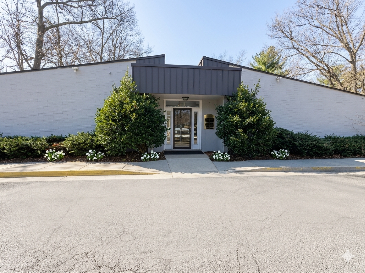 1712 Clubhouse Rd, Reston, VA 20190
