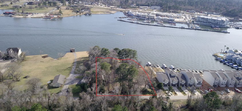 15081 Marina Dr, Montgomery, TX 77356