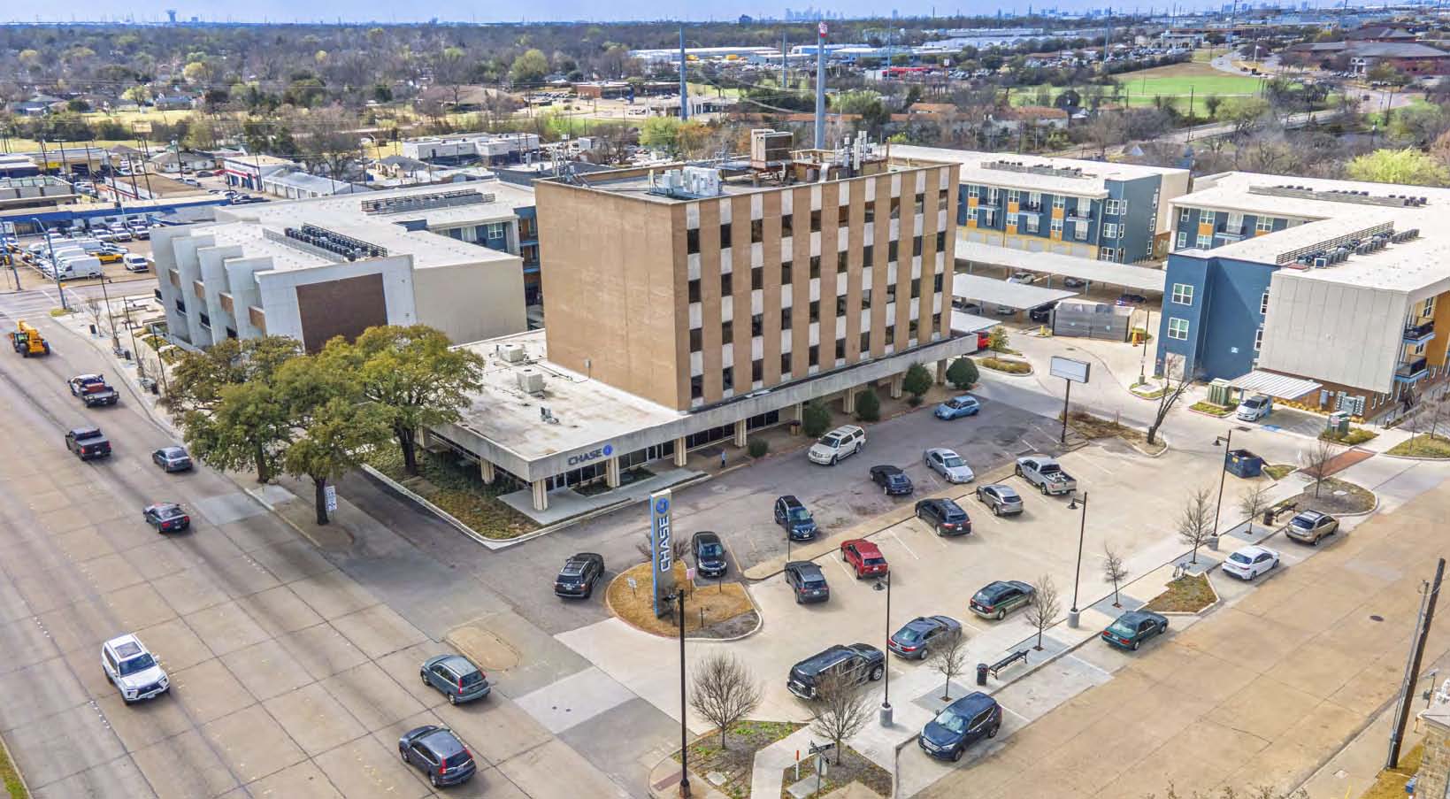 111 S Garland Ave, Garland, TX 75040