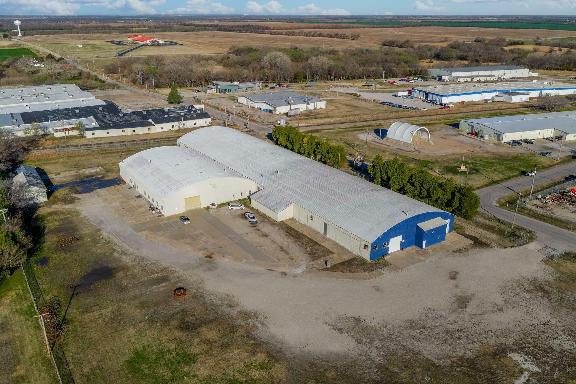202 E Hillside St, Wellington, KS 67152