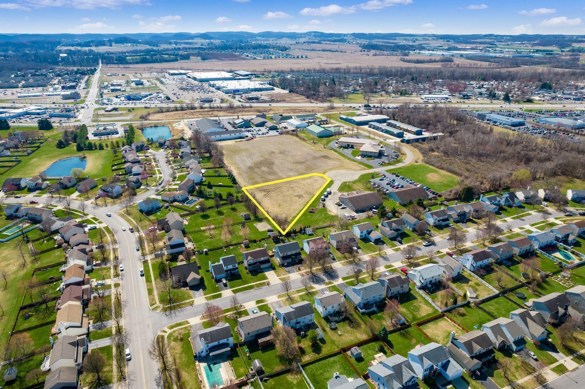 1631 Hubbard Dr, Lancaster, OH 43130