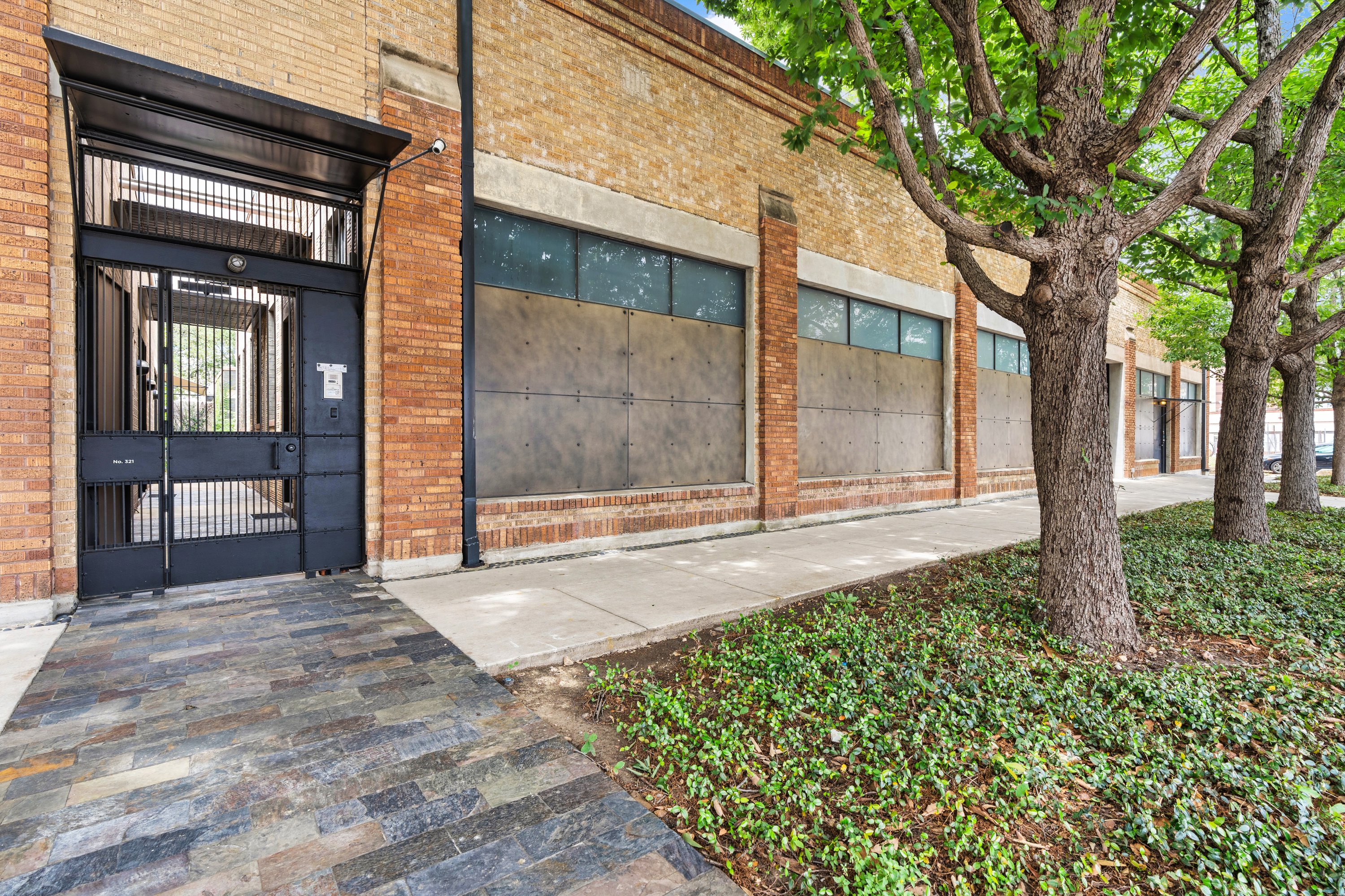 321 6Th St, San Antonio, TX 78215
