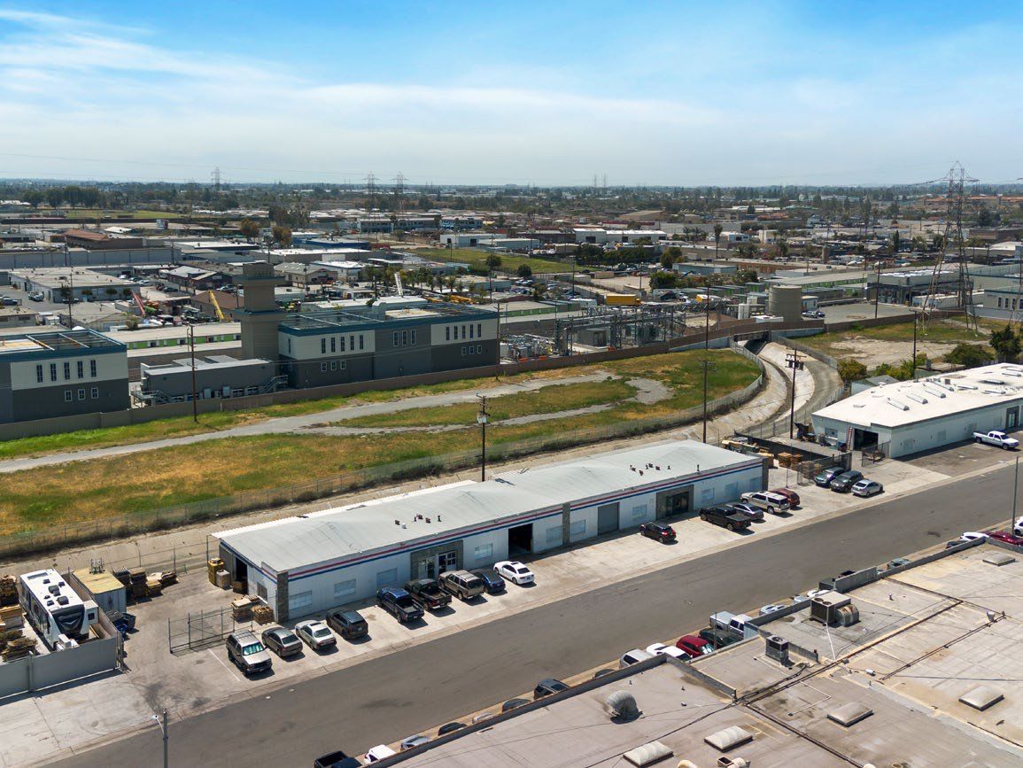 8402 Standustrial St, Stanton, CA 90680