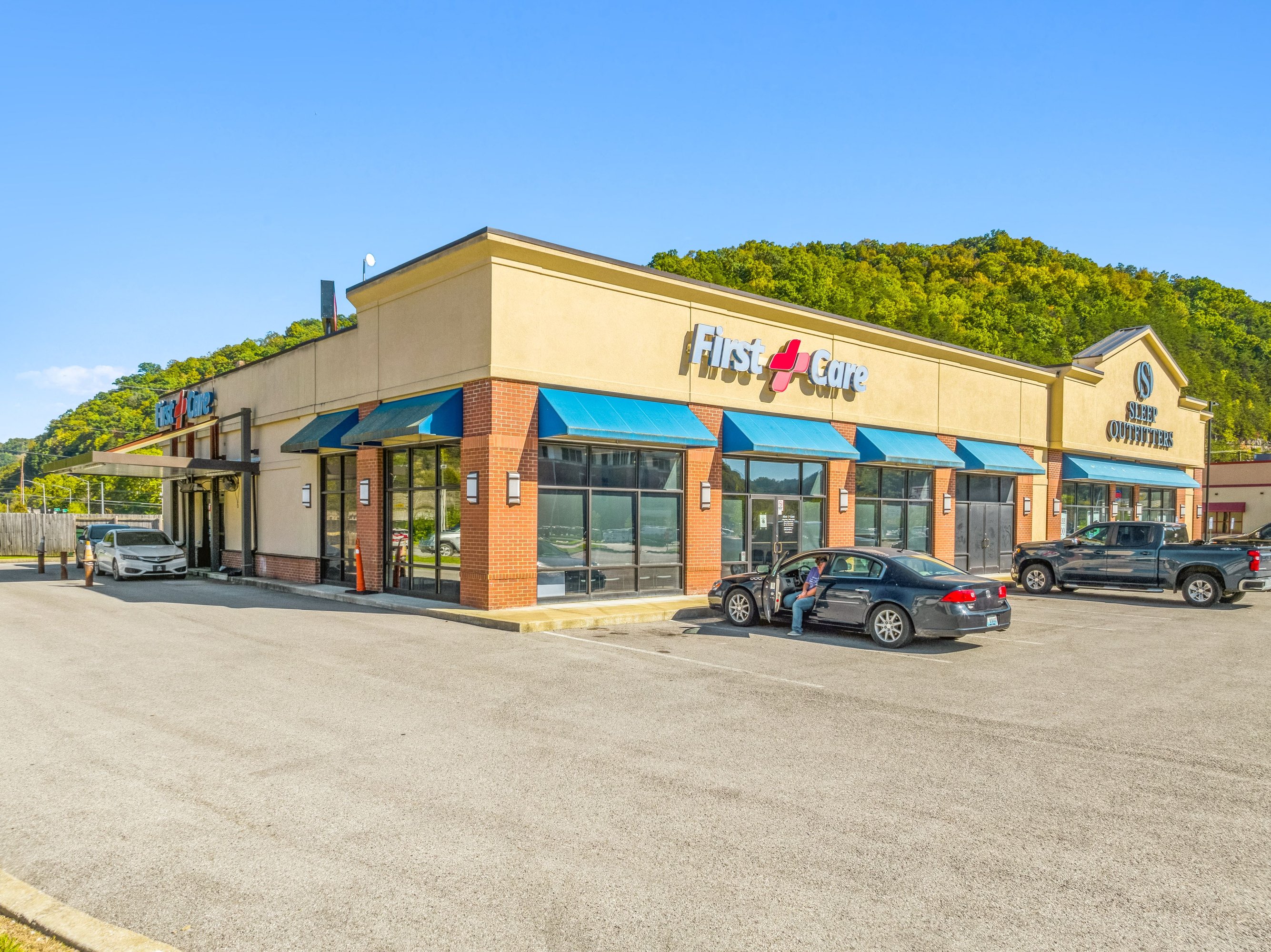 115 Lee Ave, Pikeville, KY 41501