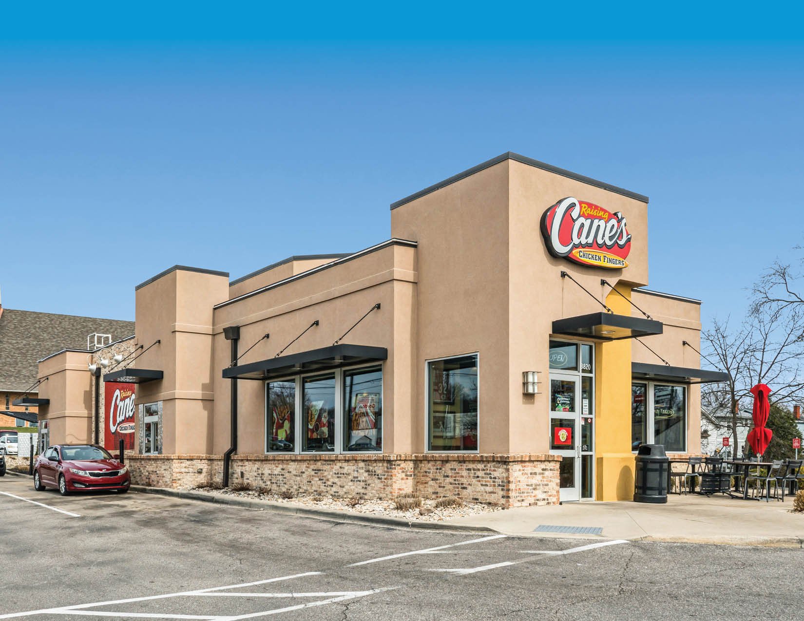 3820 Race Rd, Cincinnati, OH 45211