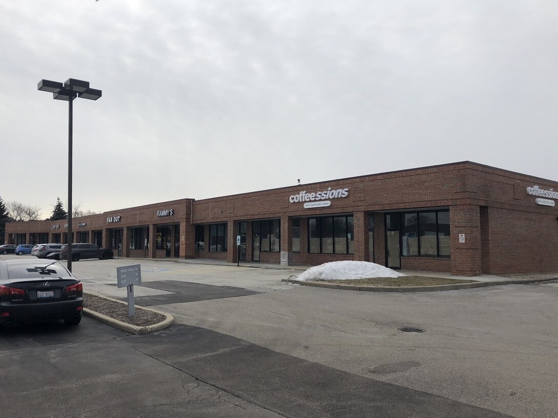 820 Wheeling Rd, Wheeling, IL 60090