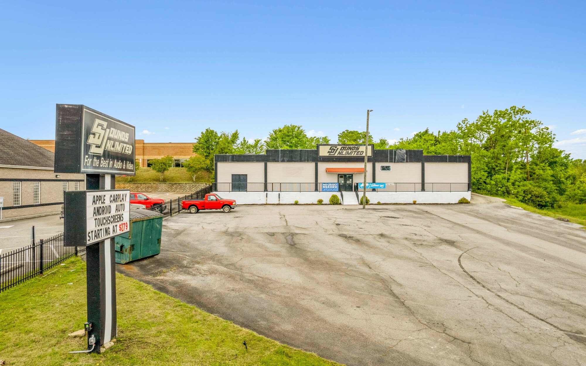 310 Old Riverside Dr, Danville, VA 24541
