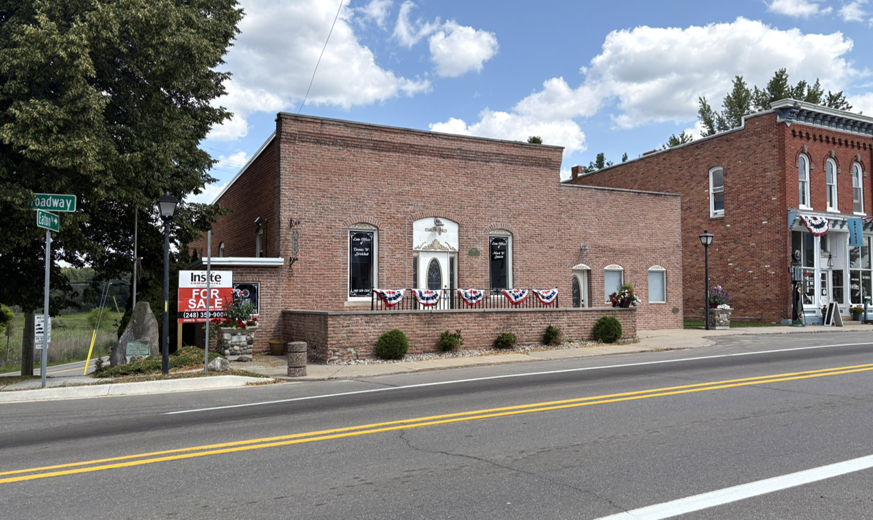650 Broadway, Davisburg, MI 48350