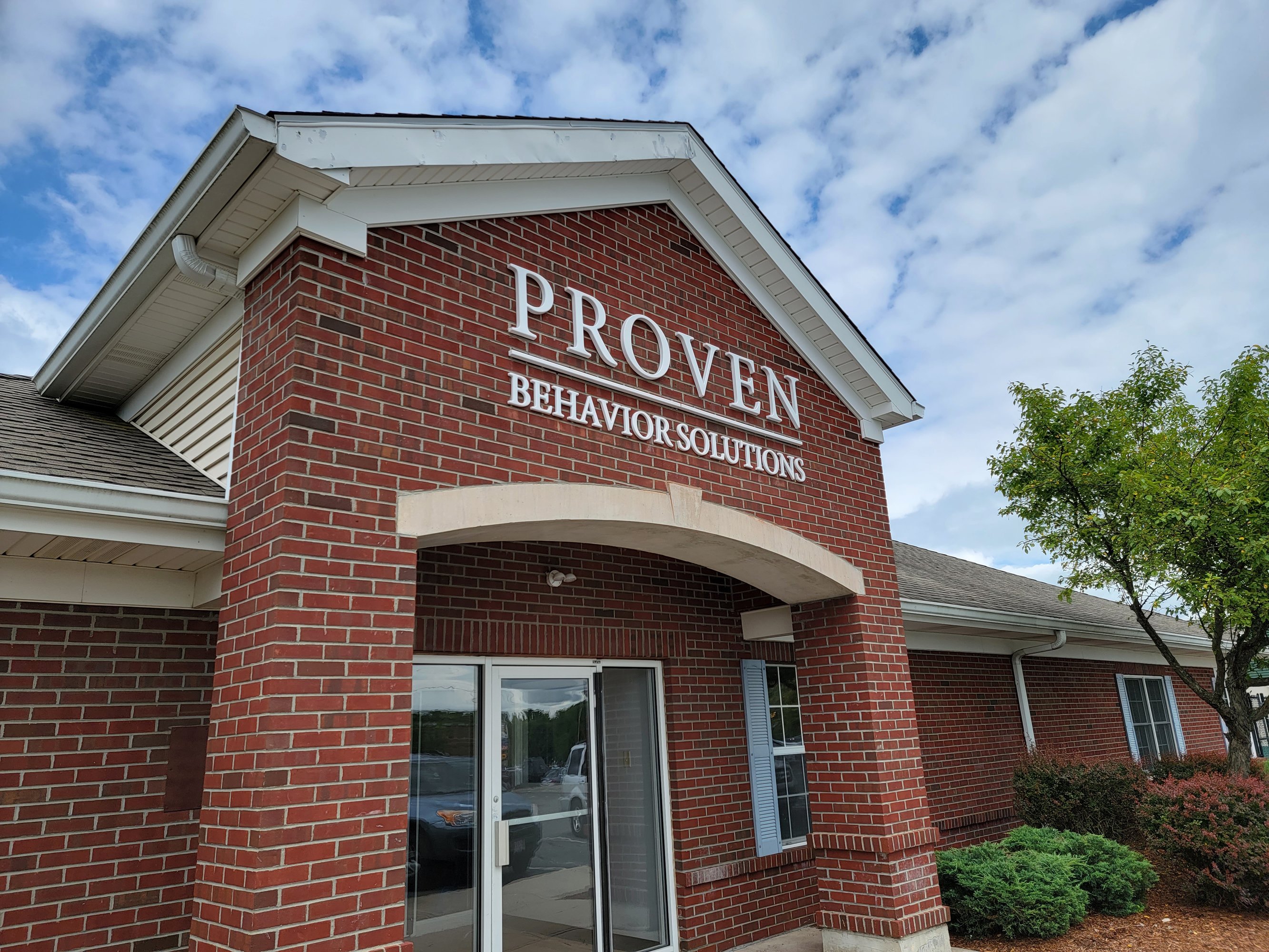 393 W Center St, West Bridgewater, MA 02379