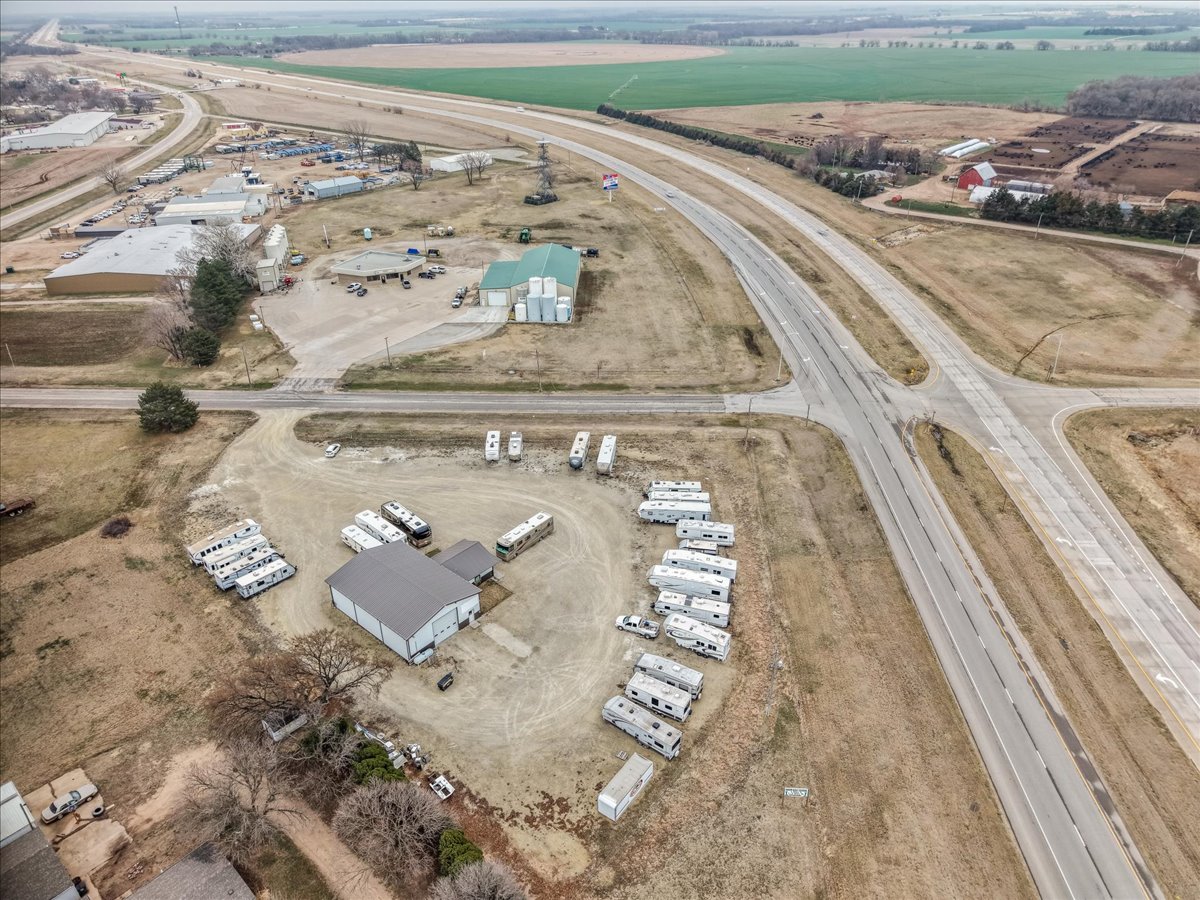 510 W Main St, Haven, KS 67543
