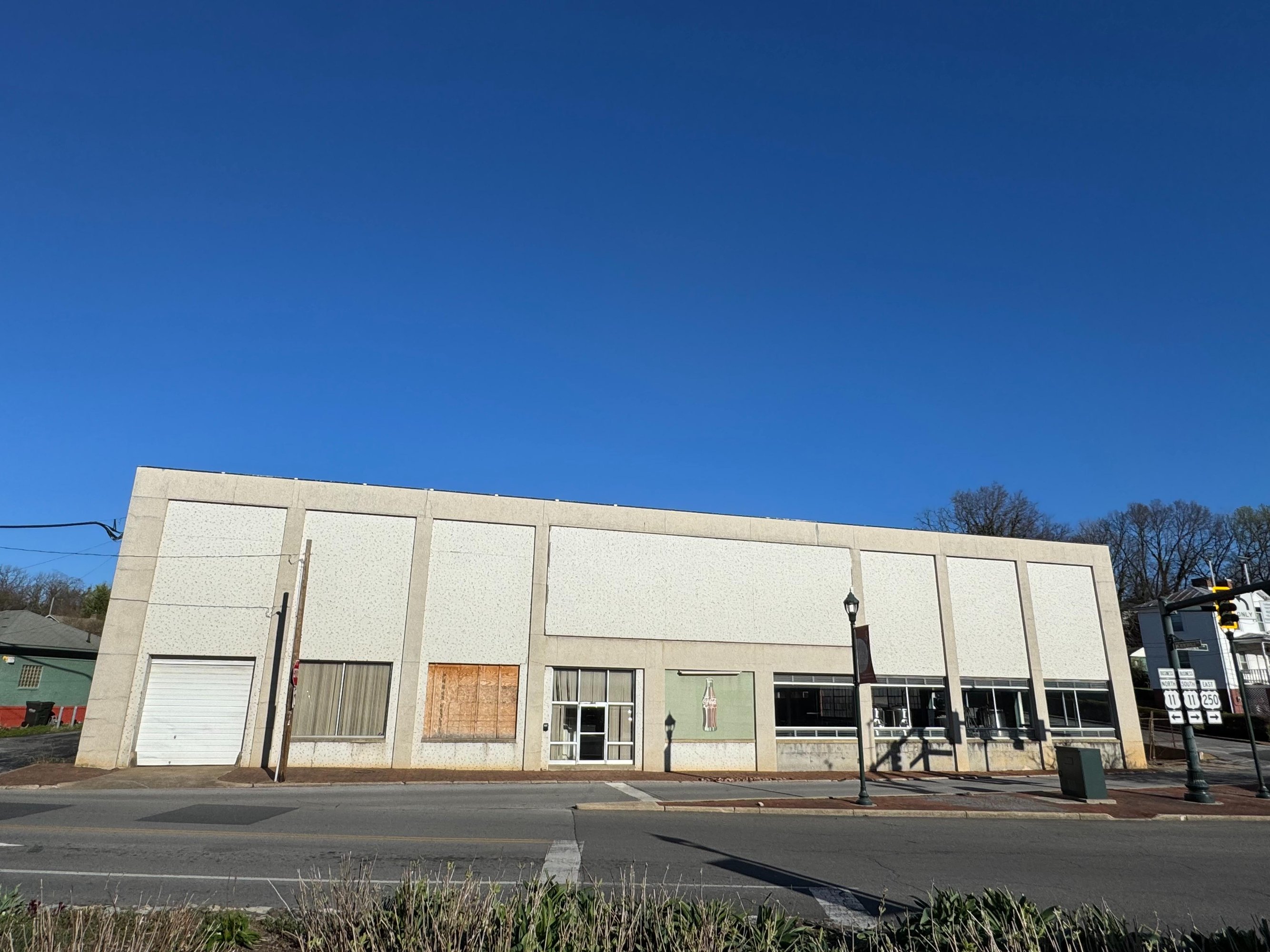 709 N Augusta St, Staunton, VA 24401