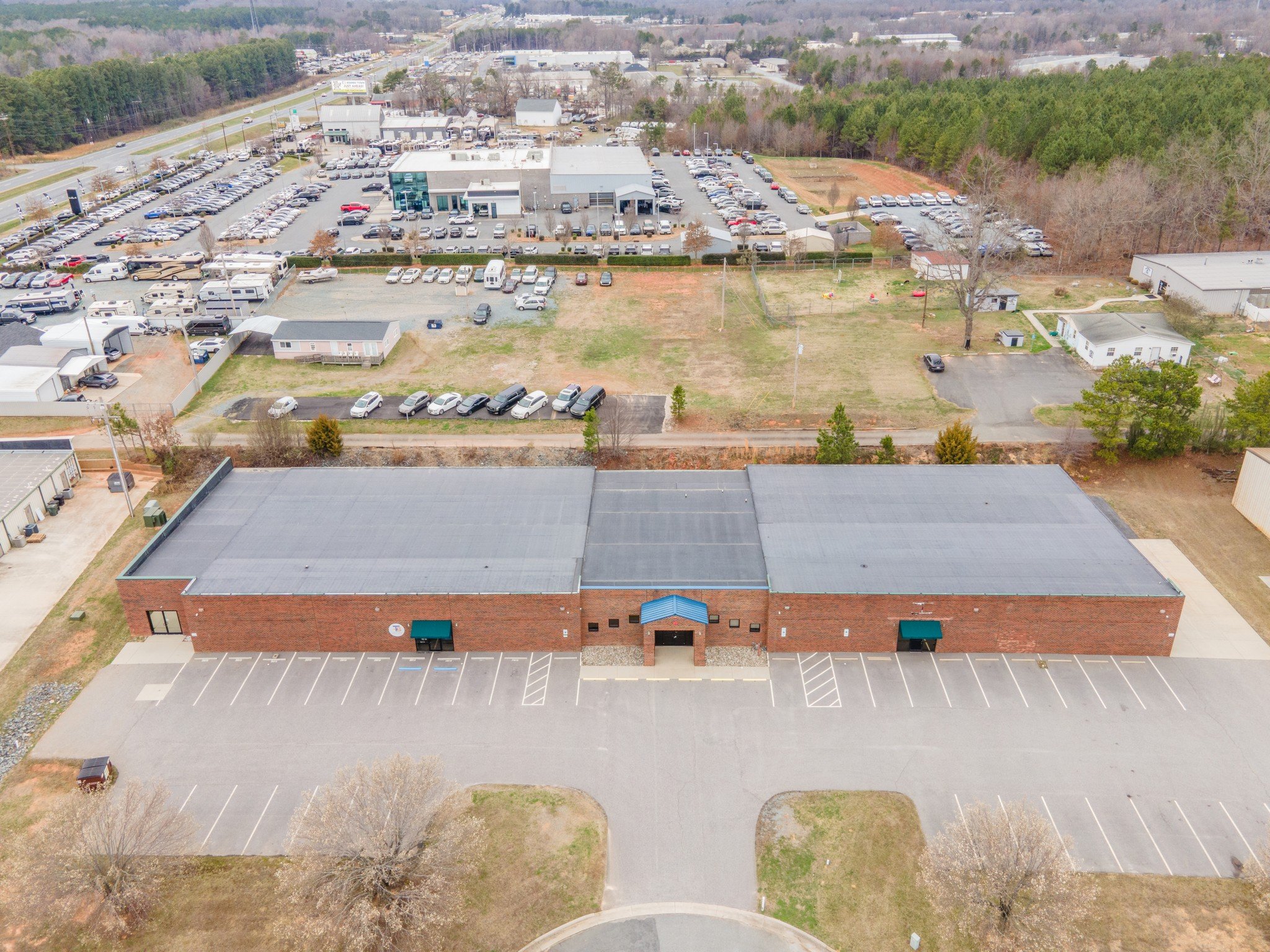 2613 Executive Point Dr, Monroe, NC 28110