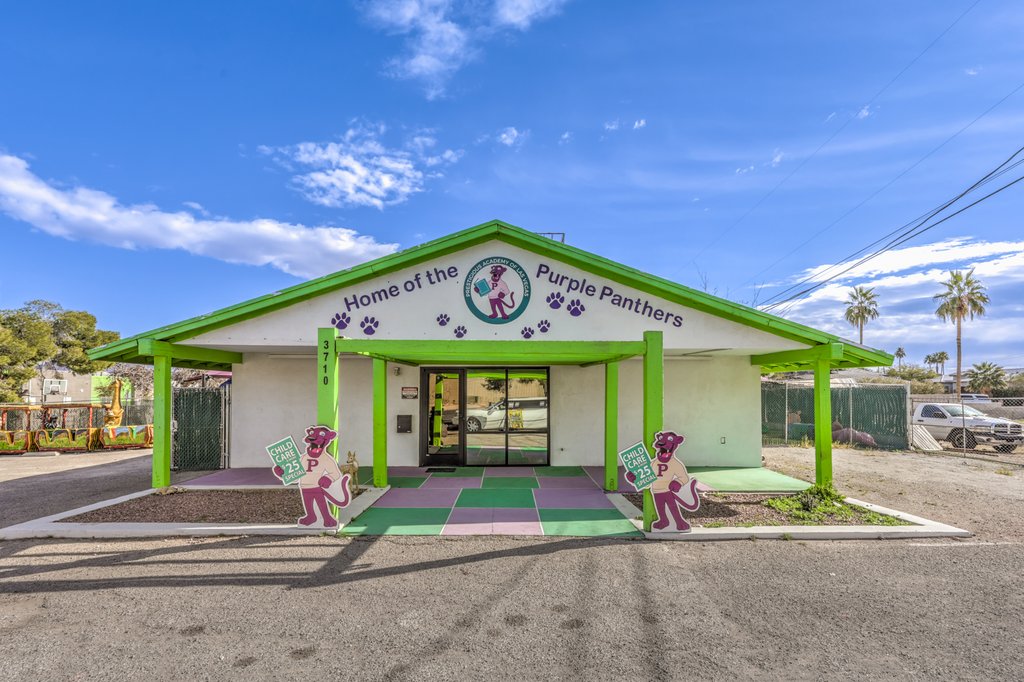 3710 S Sandhill Rd, Las Vegas, NV 89121