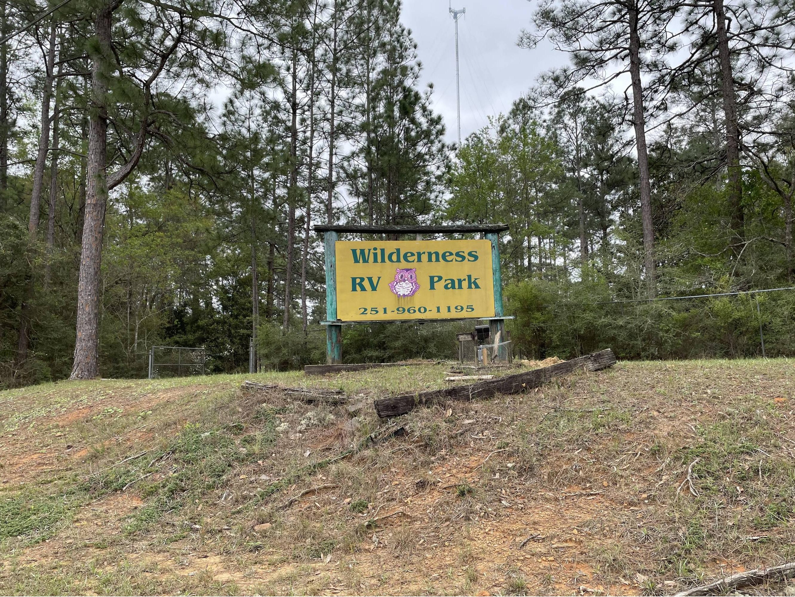 24280 Patterson Rd, Robertsdale, AL 36567