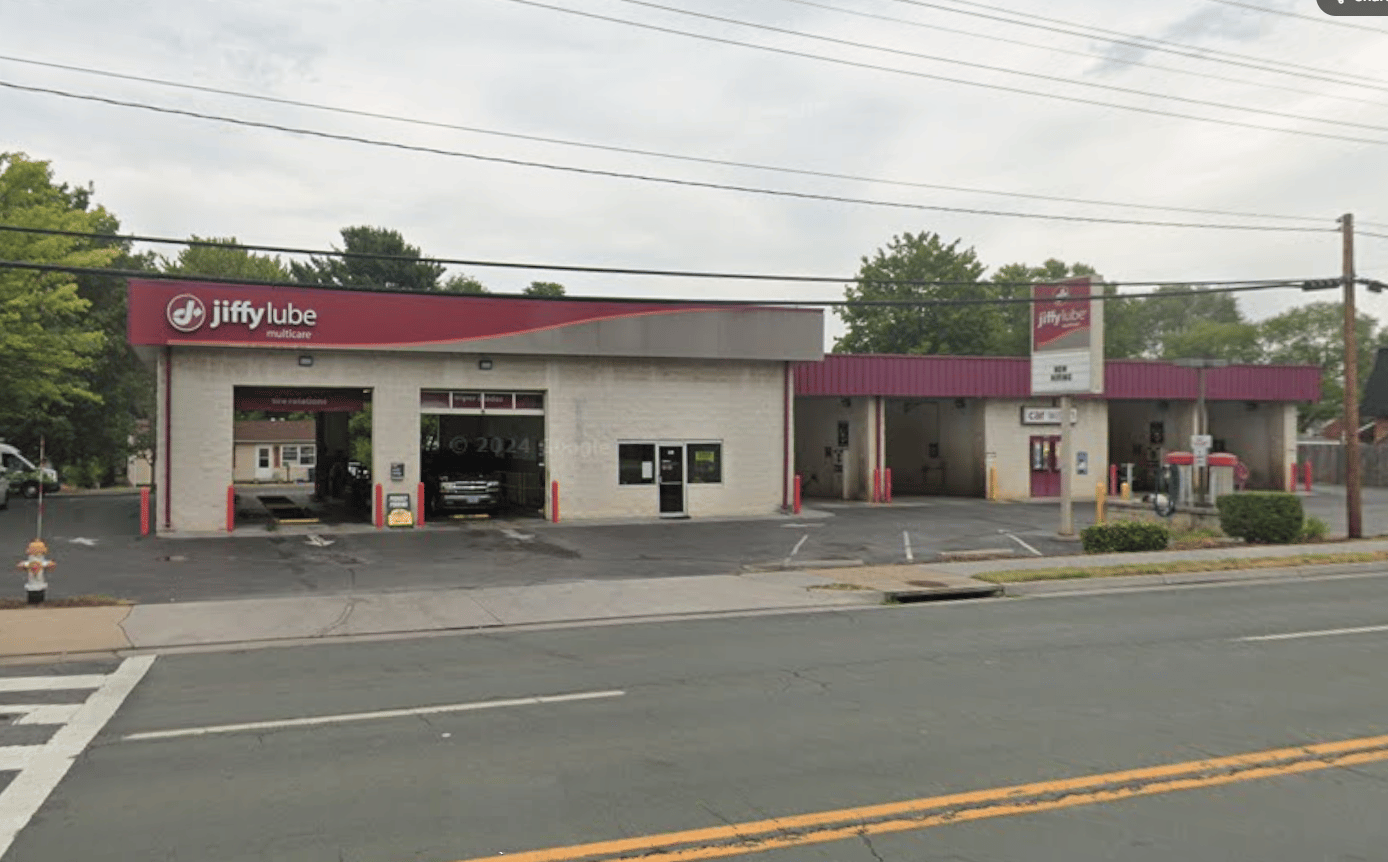 220 South St, Front Royal, VA 22630