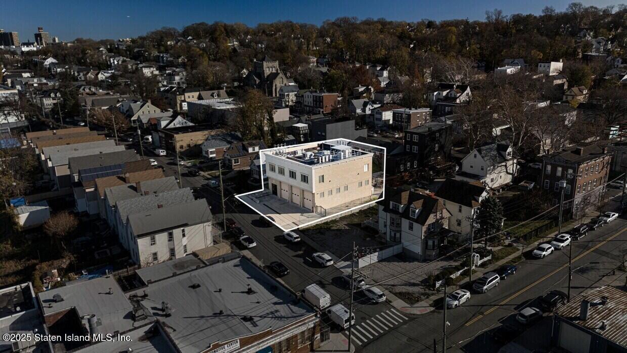 188 Van Buren St, Staten Island, NY 10301