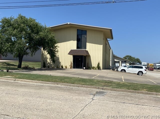 6943 E 12Th St, Tulsa, OK 74112