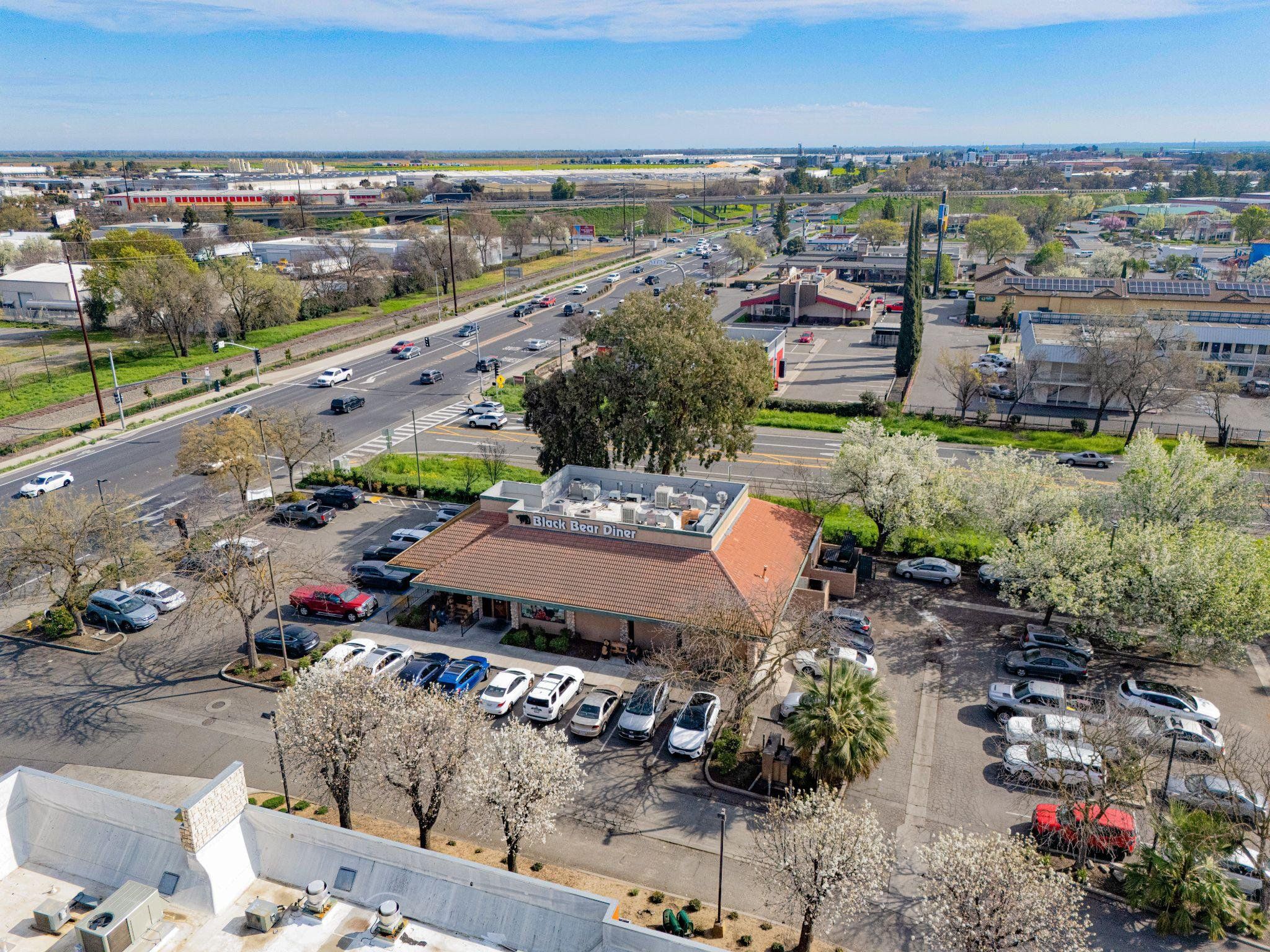 1530 Main St, Woodland, CA 95776-6200