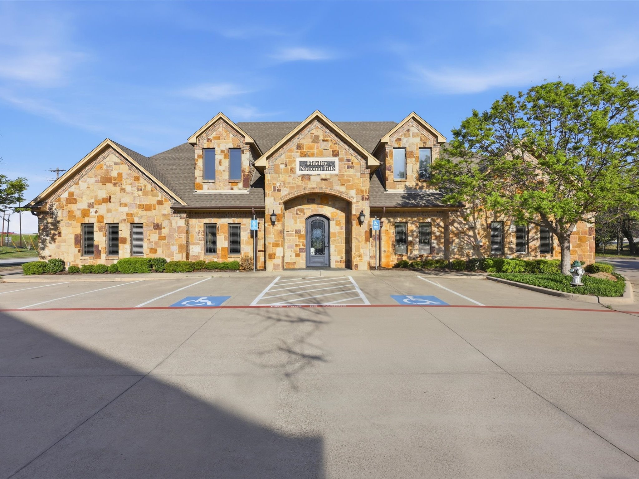 101 Countryside Ct, Southlake, TX 76092