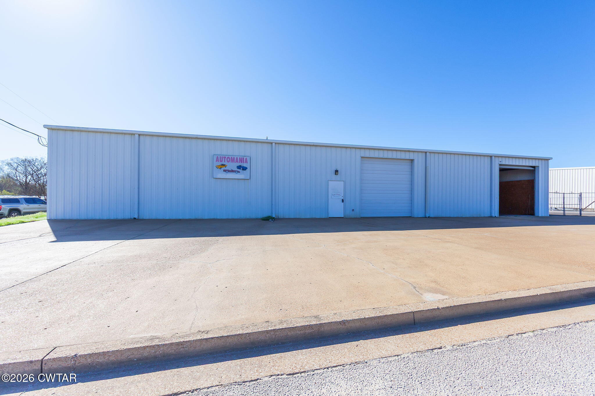 39 N Madison Dr, Humboldt, TN 38343