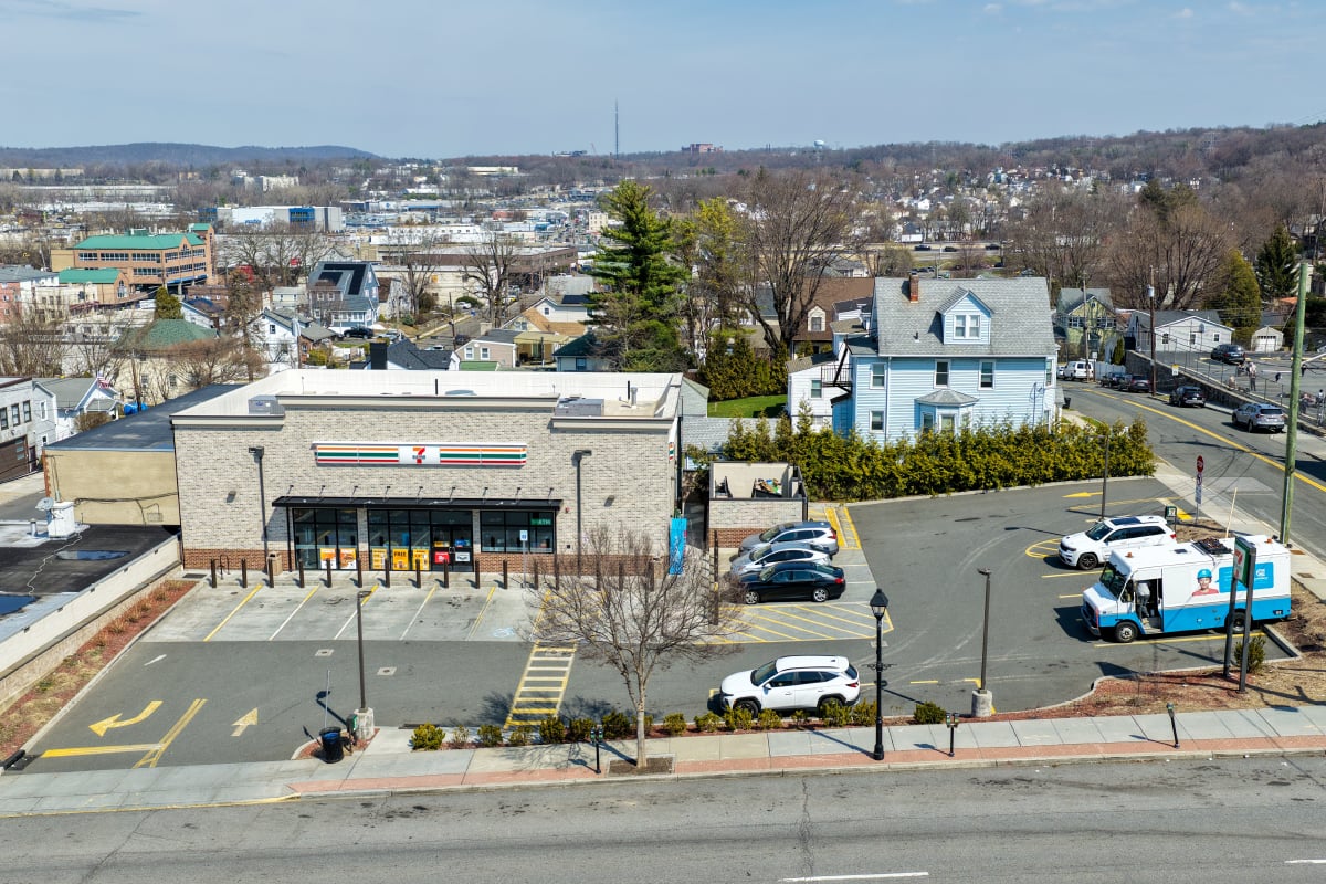 37 E Main St, Elmsford, NY 10523