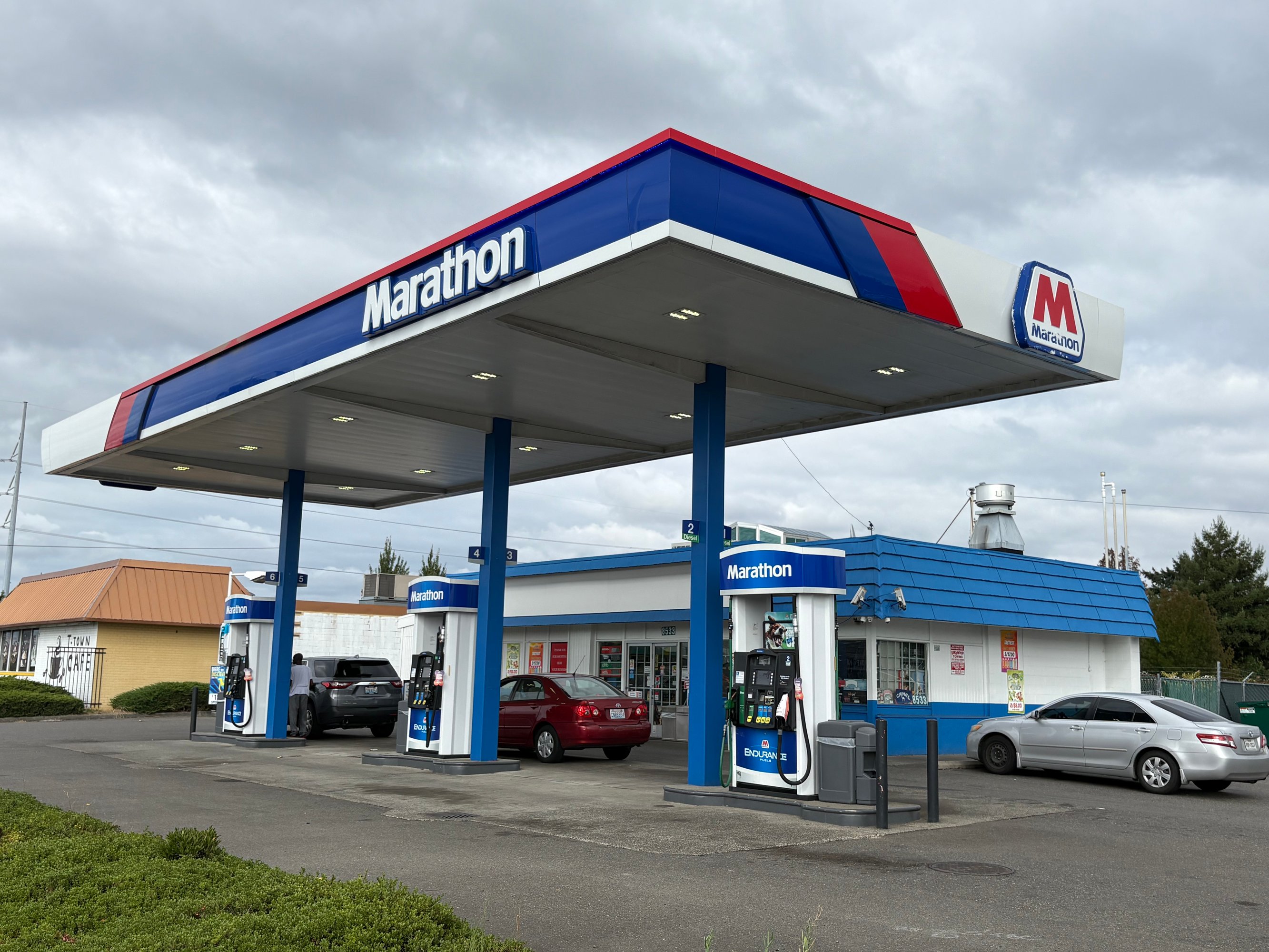 8533 S Tacoma Way, Lakewood, WA 98499