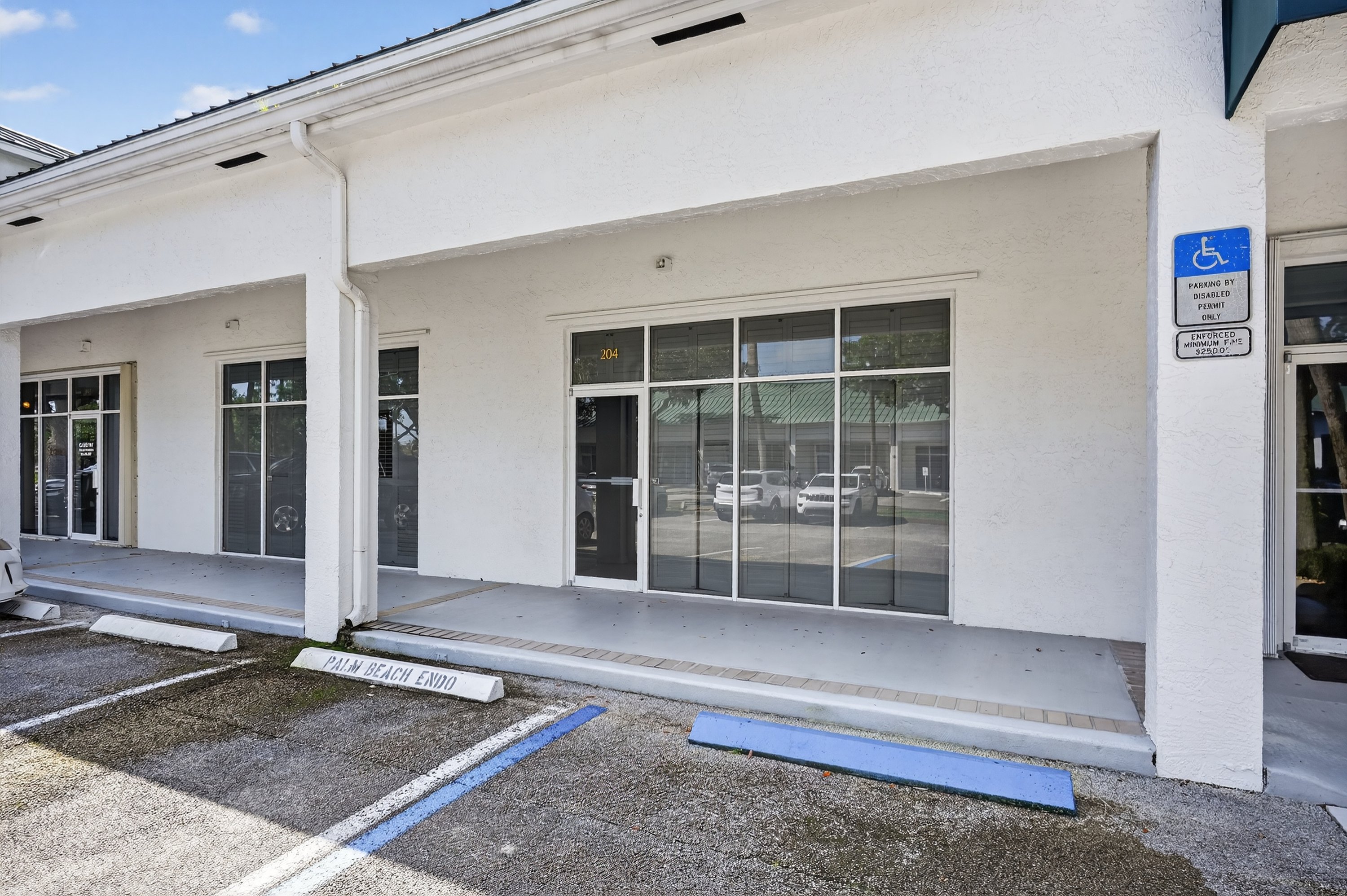658 Indiantown Rd, Jupiter, FL 33458-7535