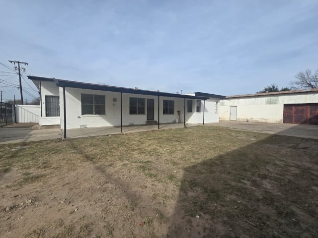 2805 Salinas Ave, Laredo, TX 78040