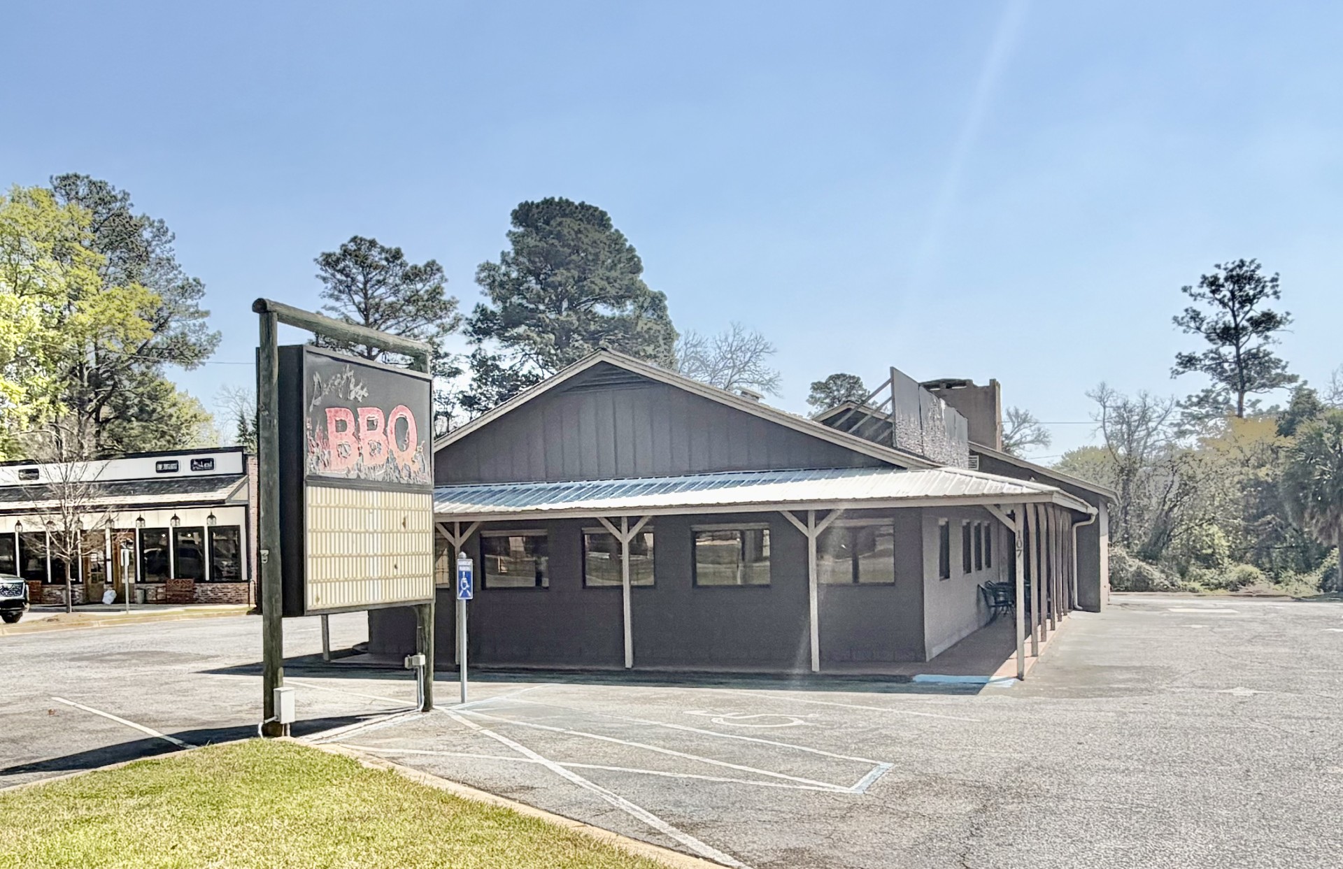 107 Perimeter Rd, Perry, GA 31069