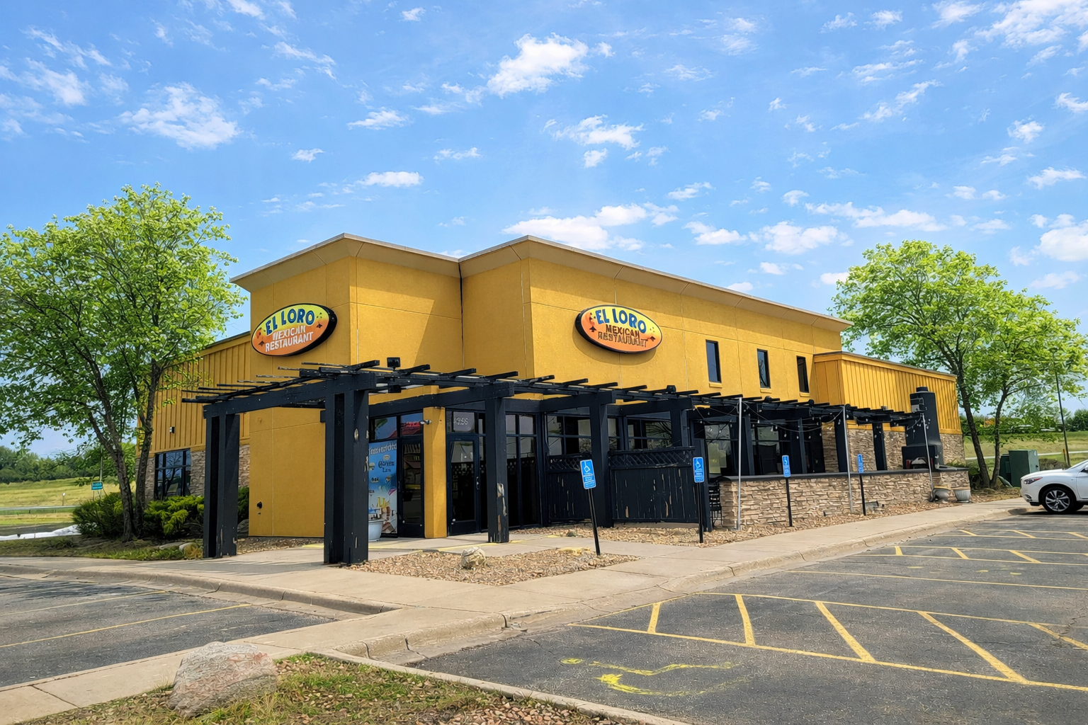 4255 Frontage Rd W, Owatonna, MN 55060