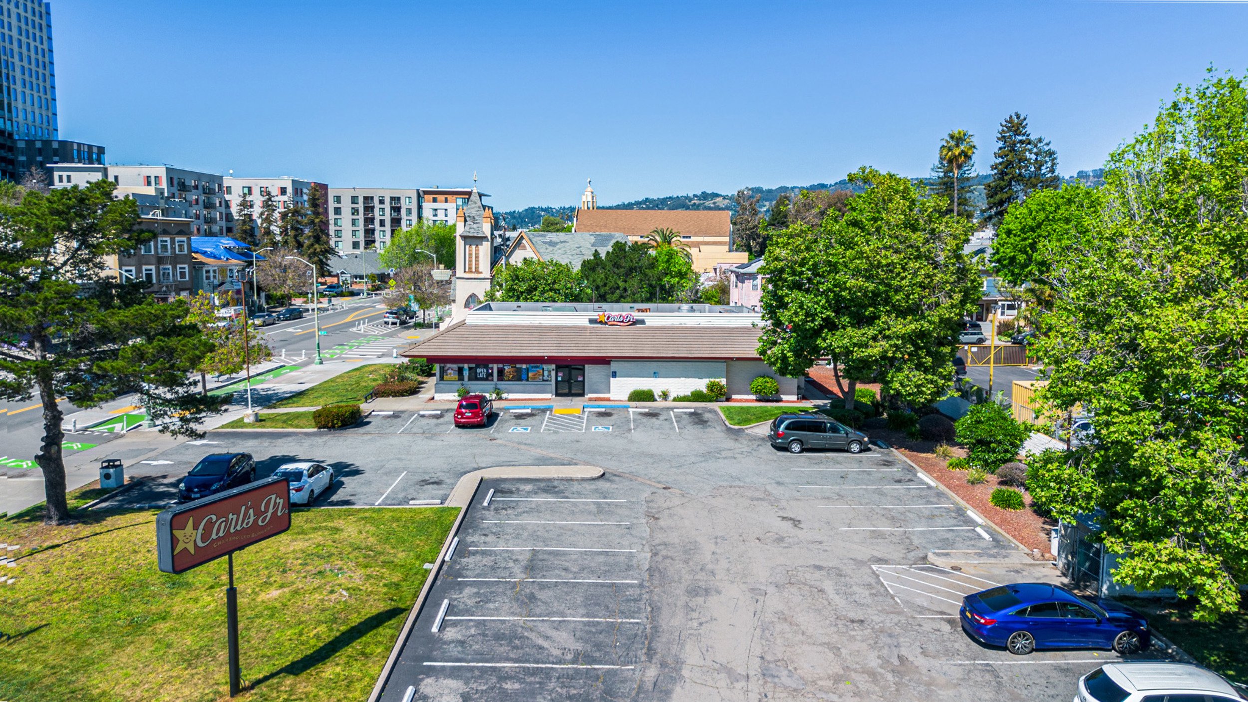 3770 Telegraph Ave, Oakland, CA 94609
