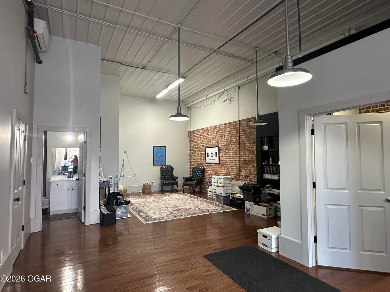 826 S Main St, Joplin, MO 64801