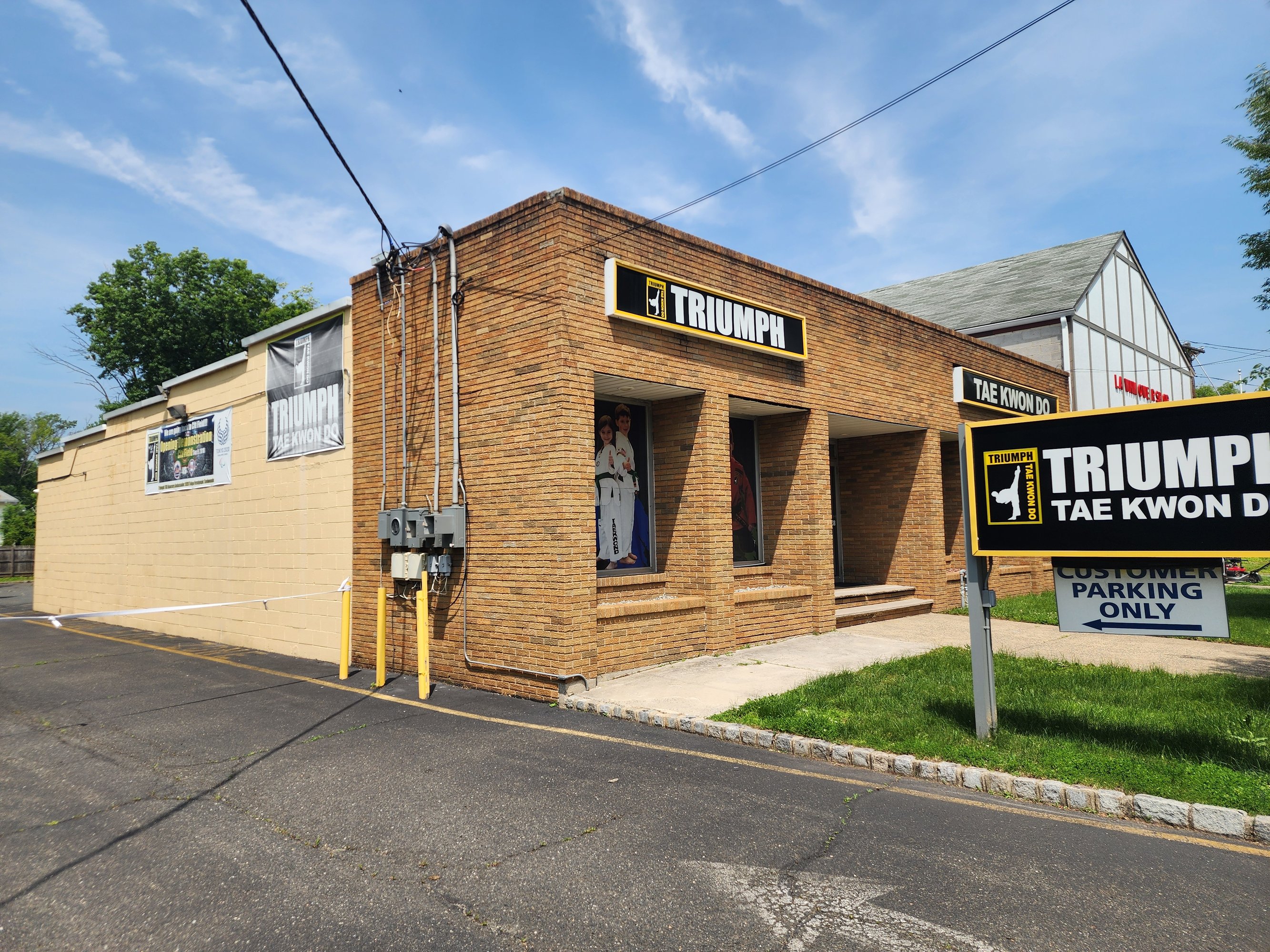 214 W Union Ave, Bound Brook, NJ 08805