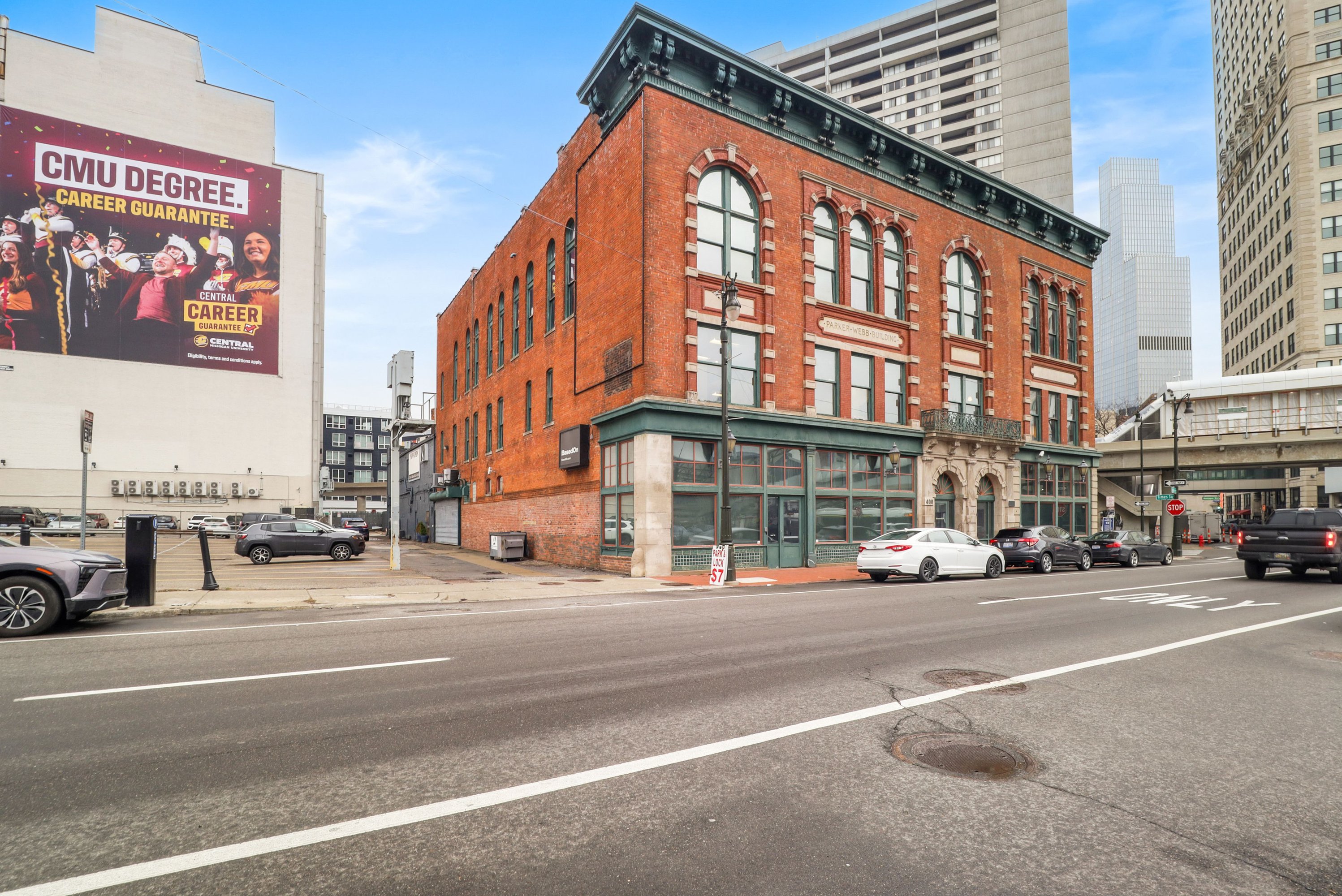 400 Grand River Ave, Detroit, MI 48226