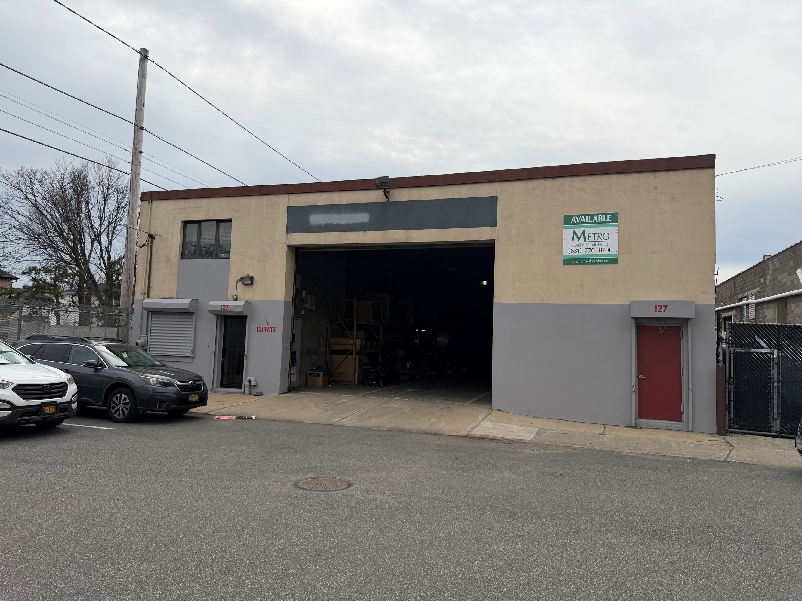 127 S 4Th St, New Hyde Park, NY 11040