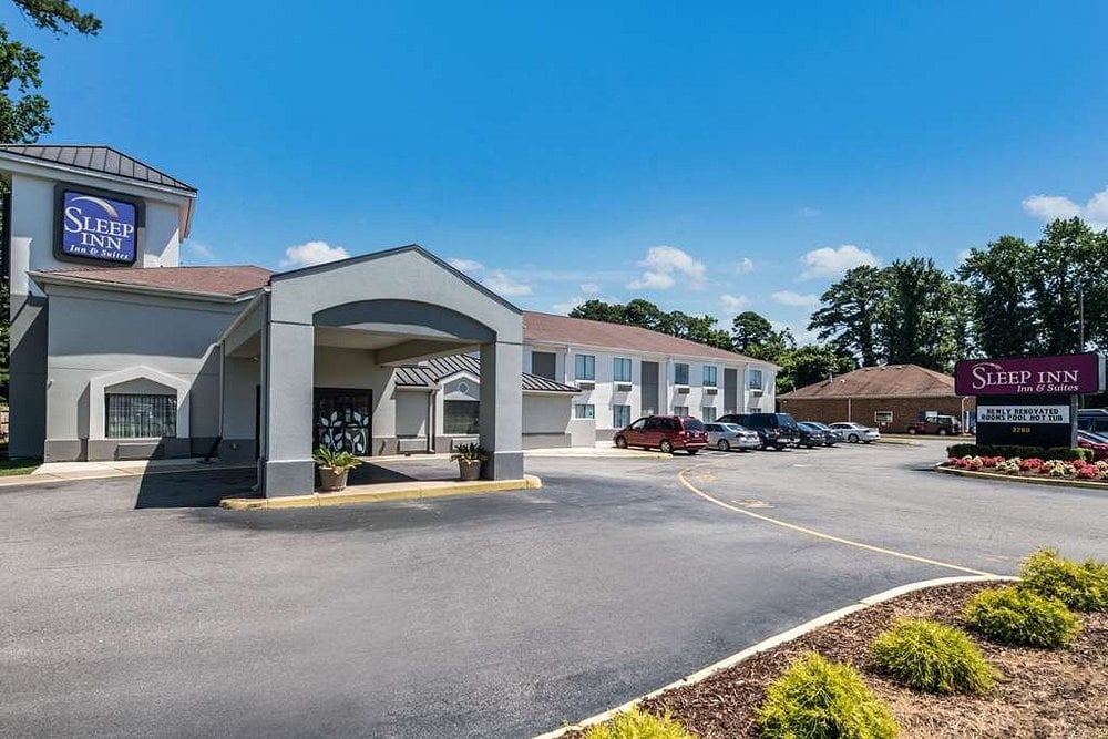 3282 Western Branch Blvd, Chesapeake, VA 23321