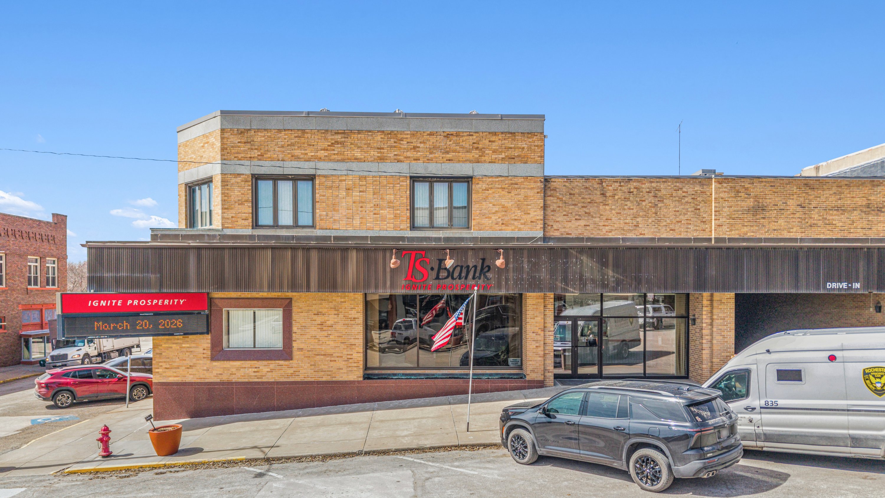 701 Davis Ave, Corning, IA 50841