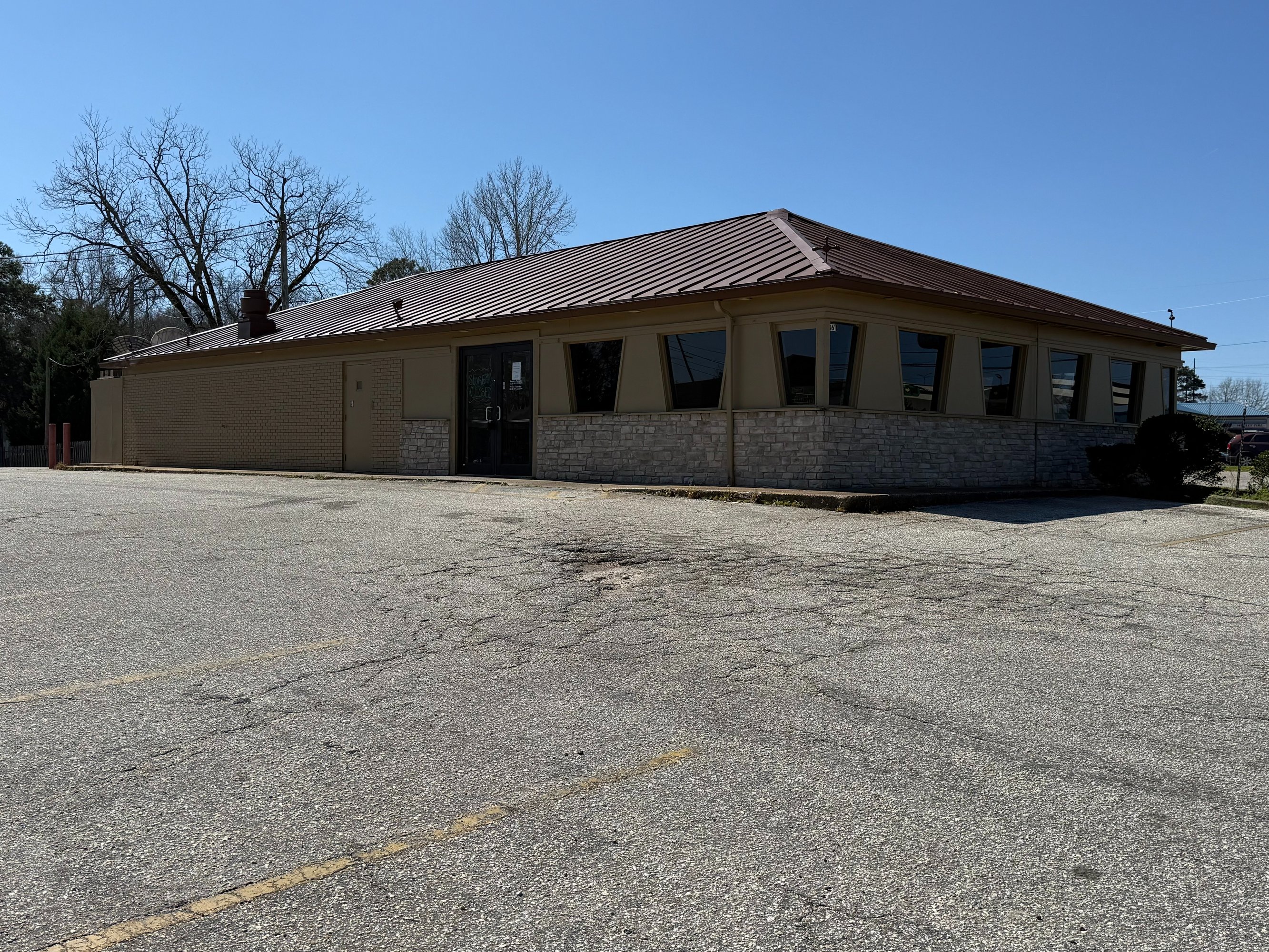 3611 Pepperell Pkwy, Opelika, AL 36801