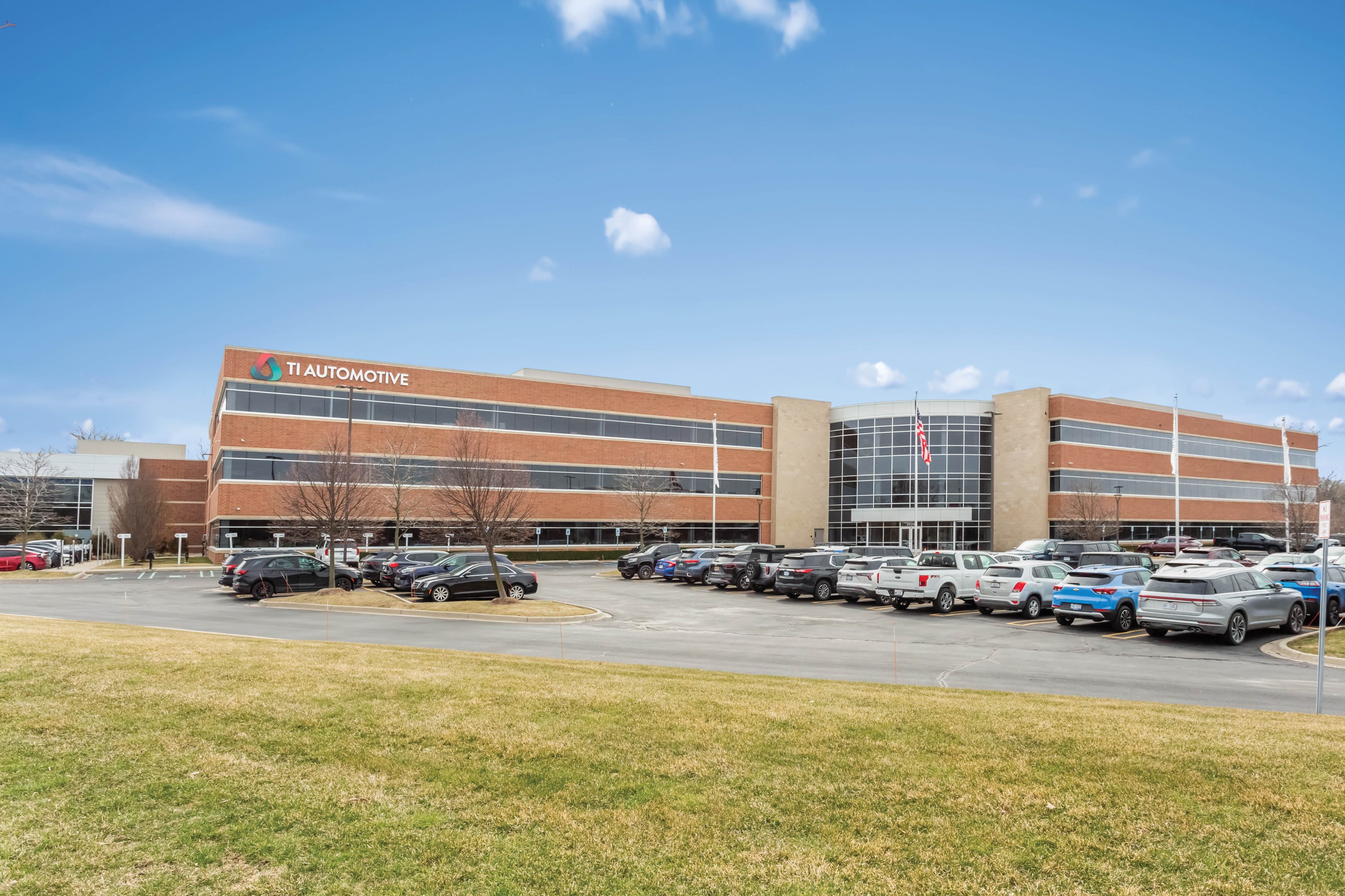 2020 Taylor Rd, Auburn Hills, MI 48326