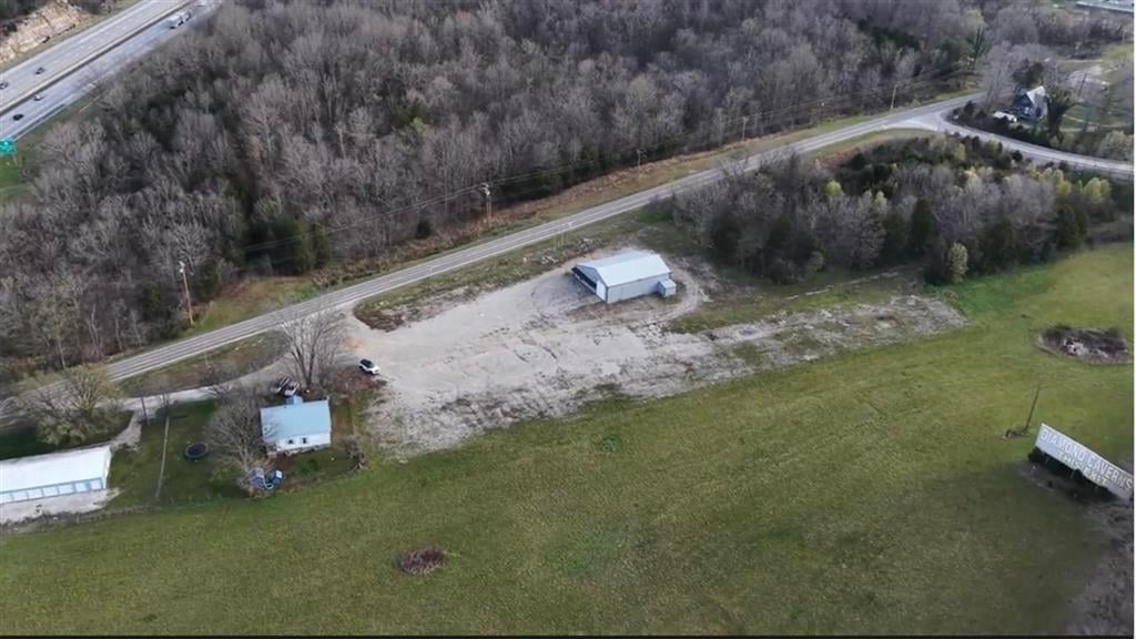 23663 Louisville Rd, Park City, KY 42160-9505
