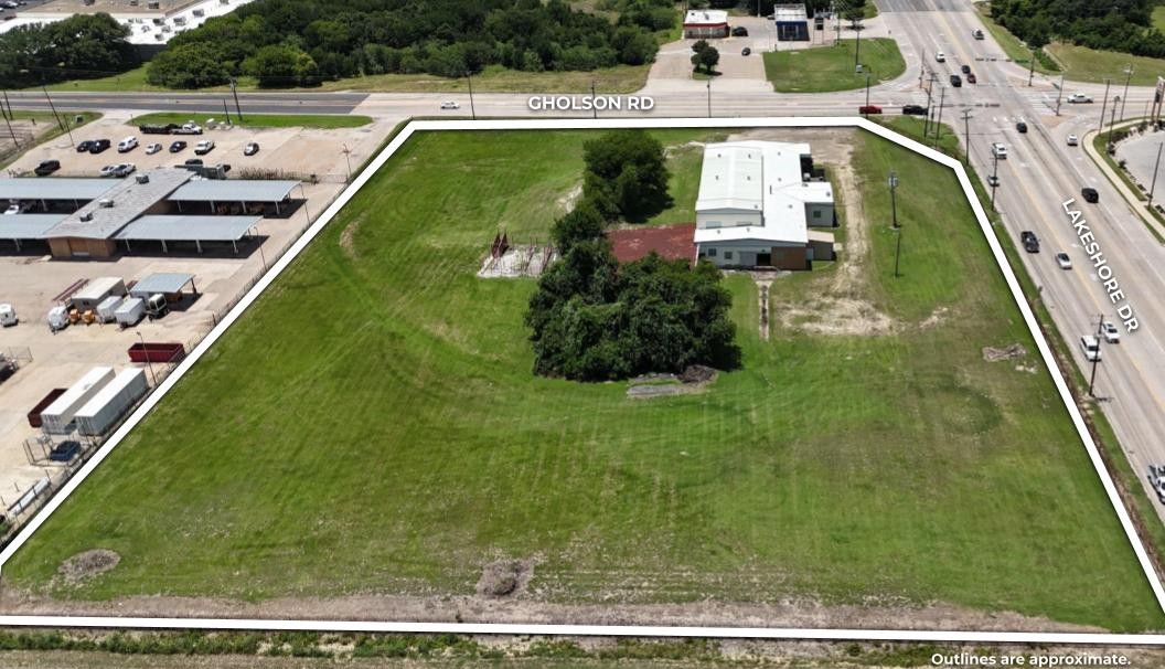 2925 Gholson Rd, Waco, TX 76704
