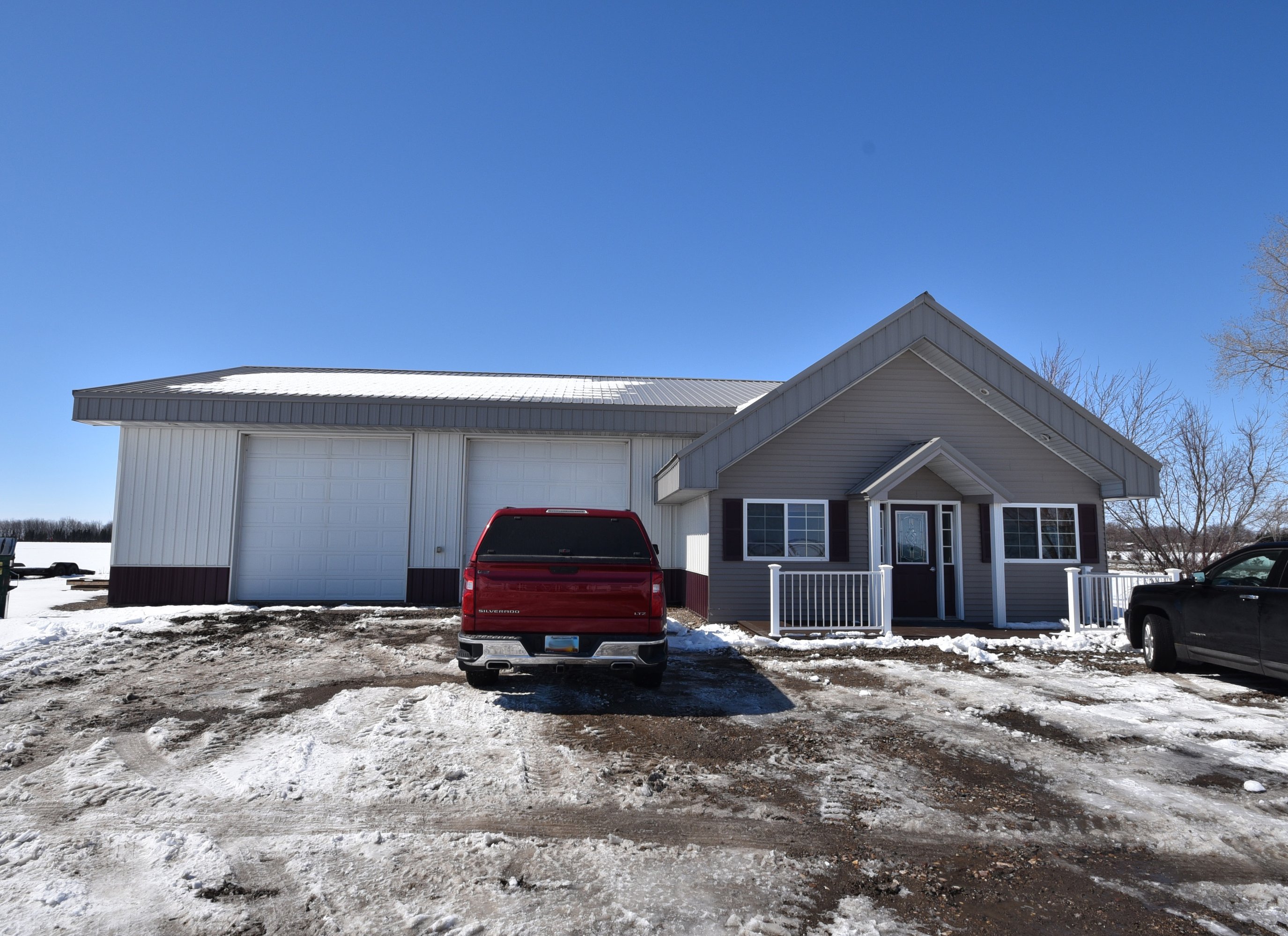 7774 100Th Ave S, Horace, ND 58047