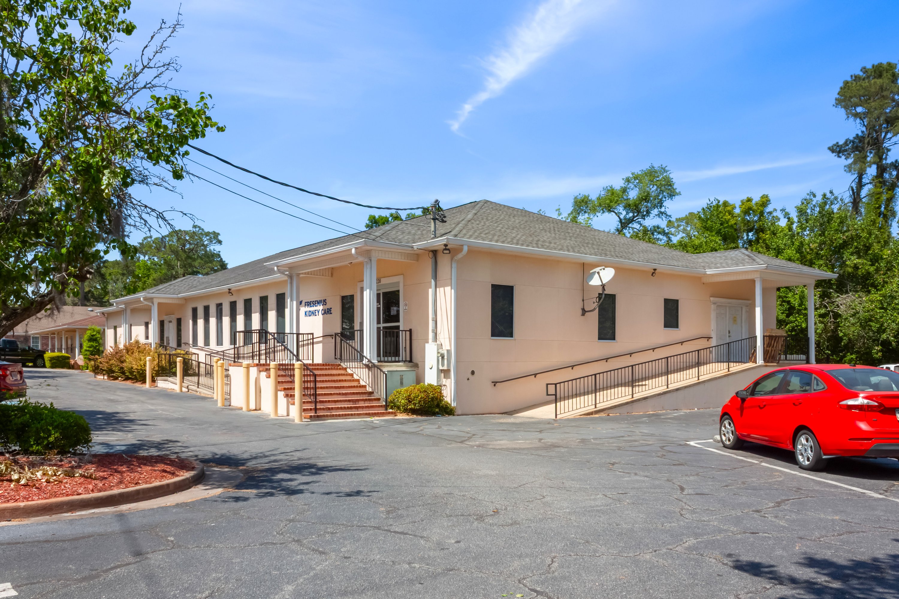 220 Uvalda St, Waycross, GA 31501
