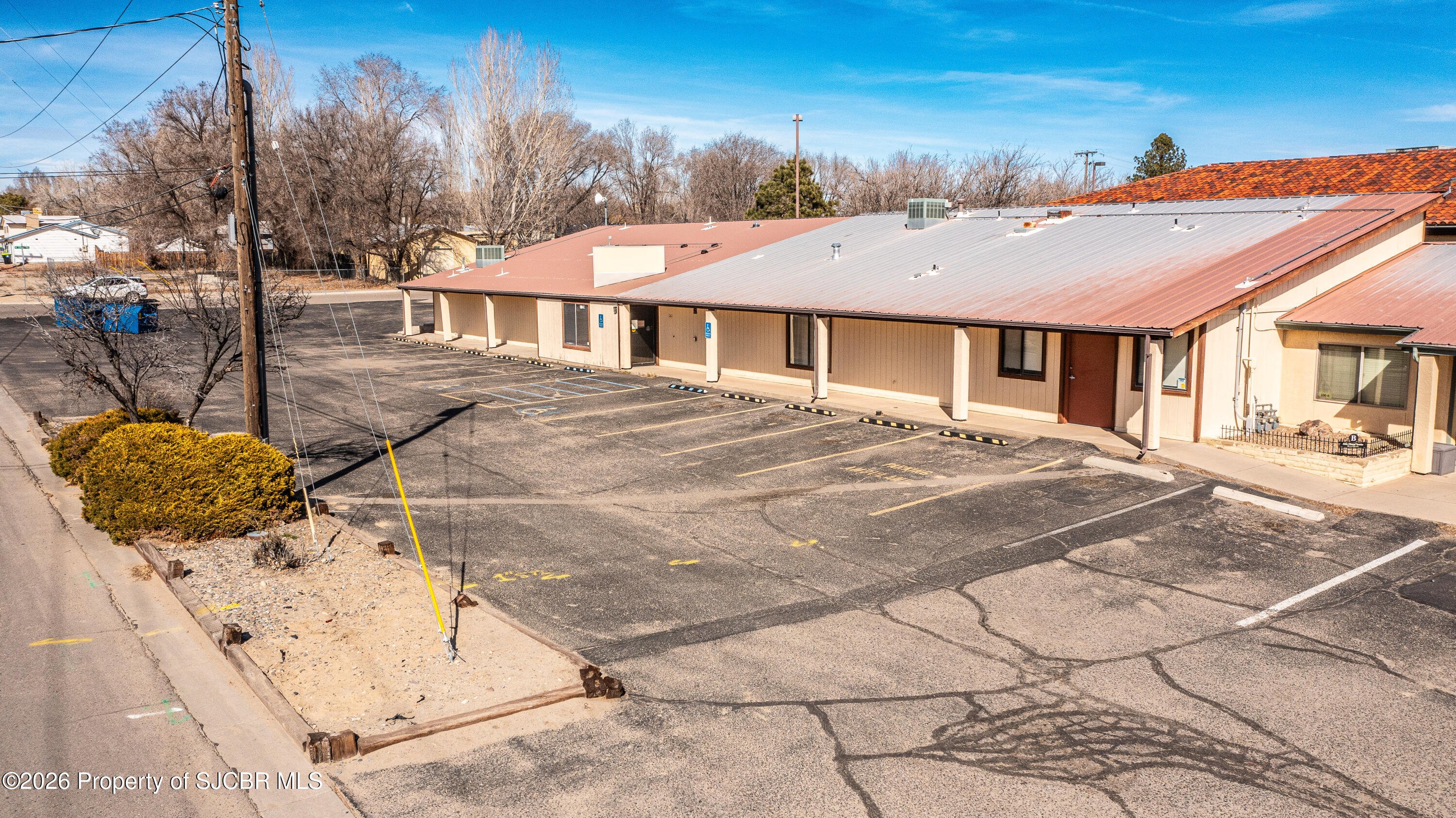 100 N Church St, Bloomfield, NM 87413