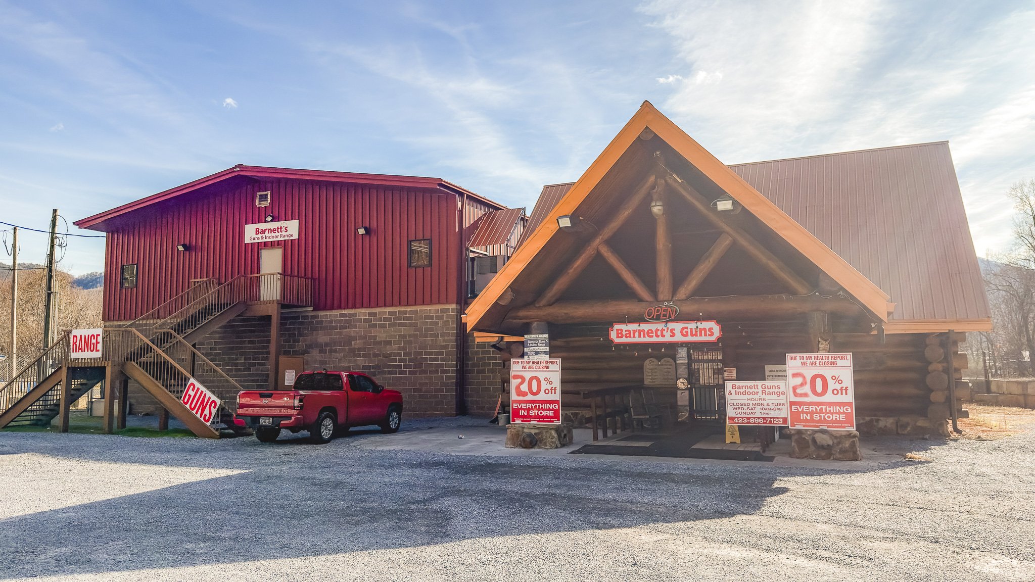 118 1st Ave, Hampton, TN 37658-3369