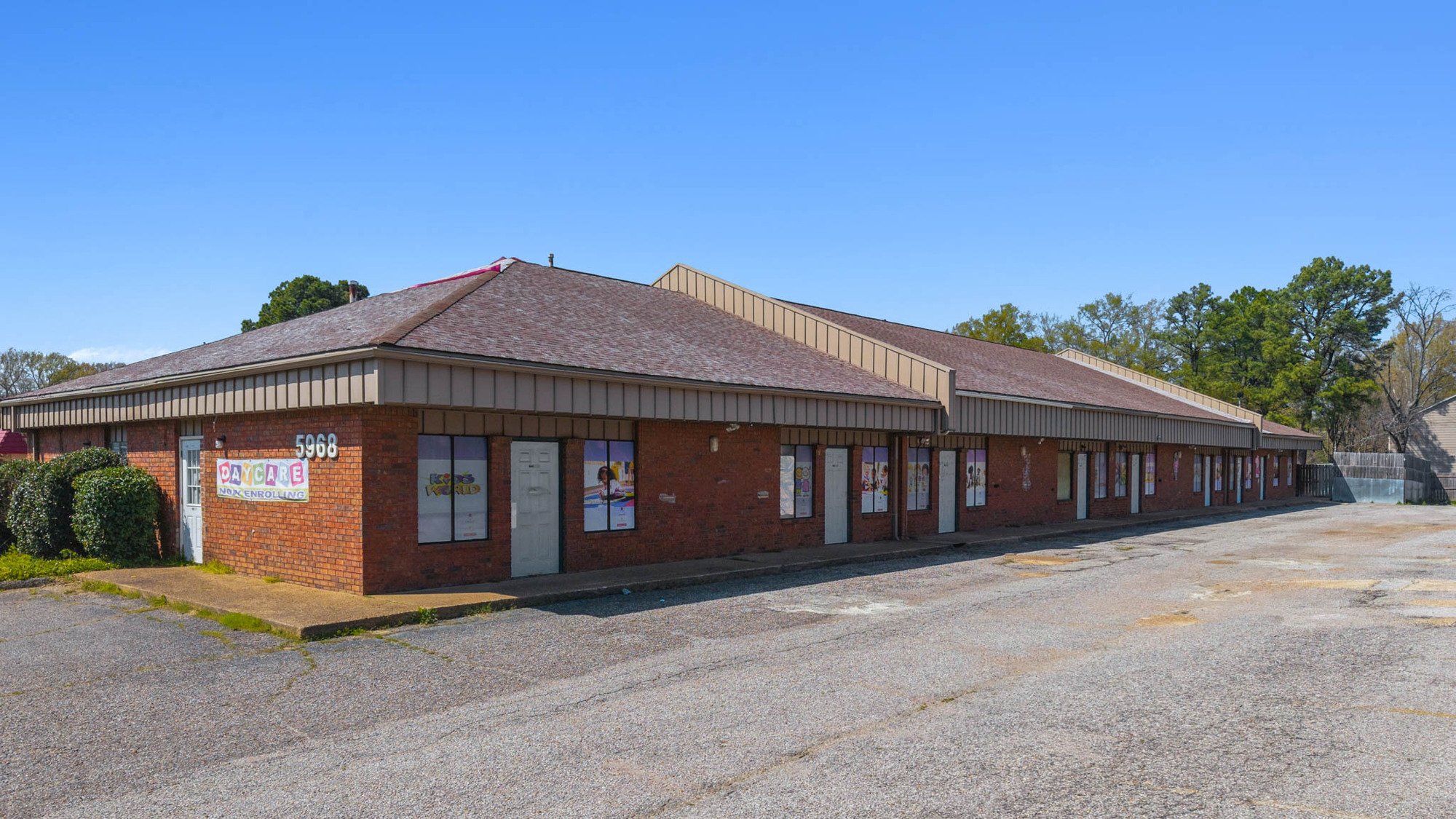 5968 Knight Arnold Road Ext, Memphis, TN 38115