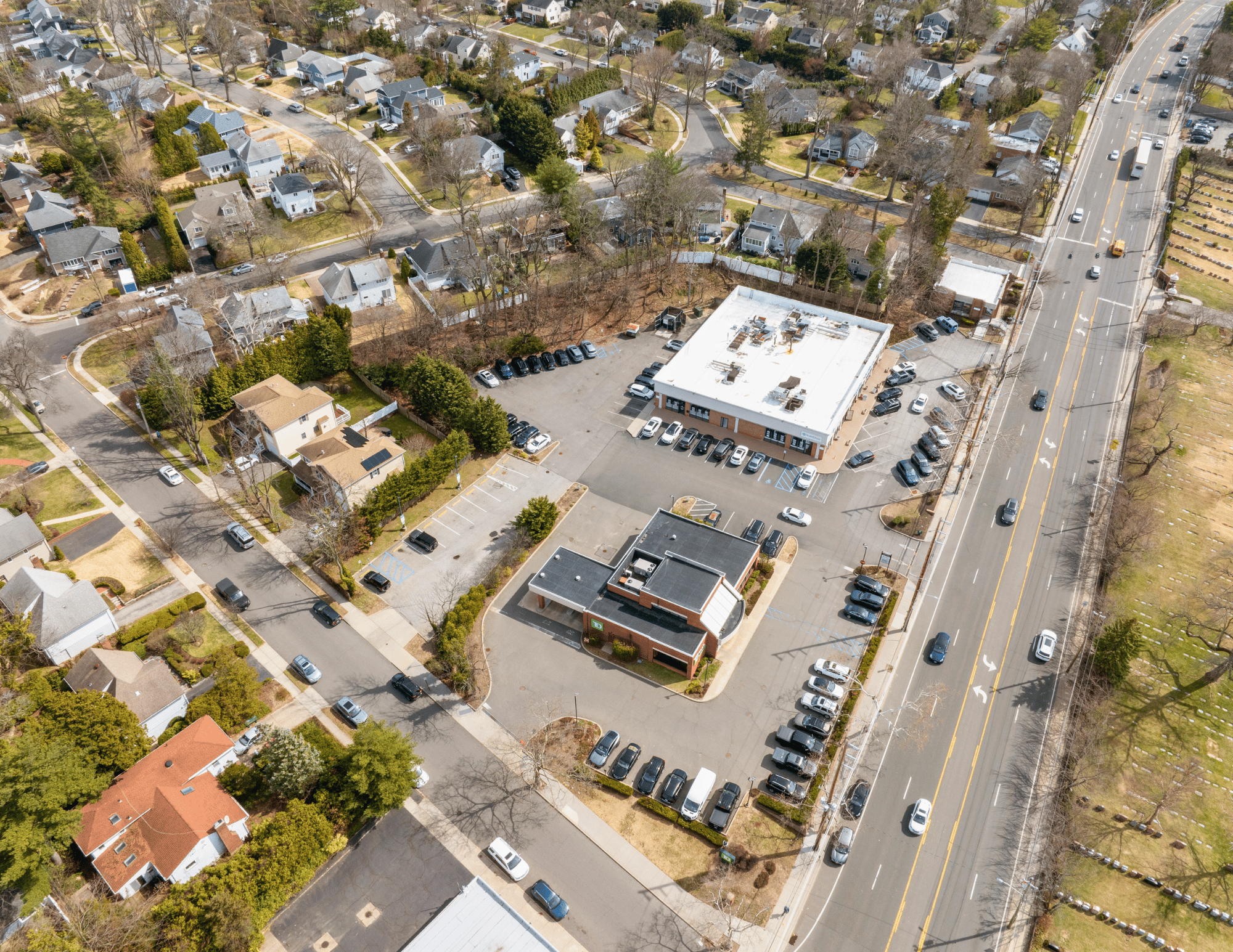 437 Prt Washington Blvd, Port Washington, NY 11050-4225