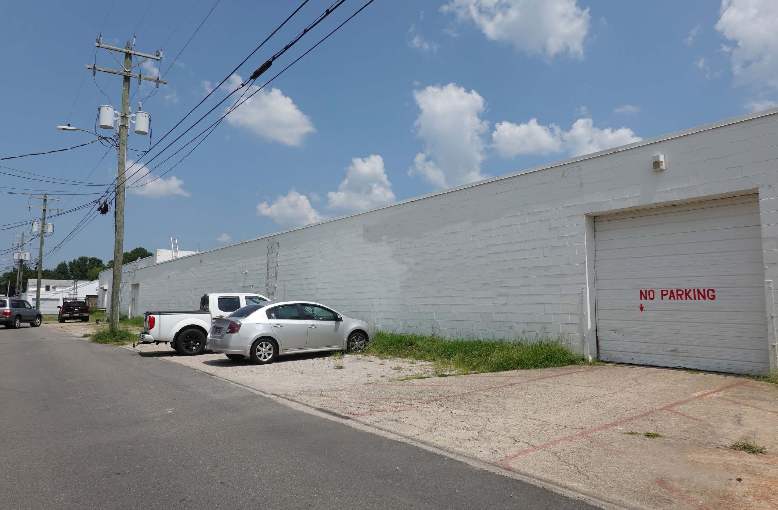 9616 Hosier St, Newport News, VA 23601