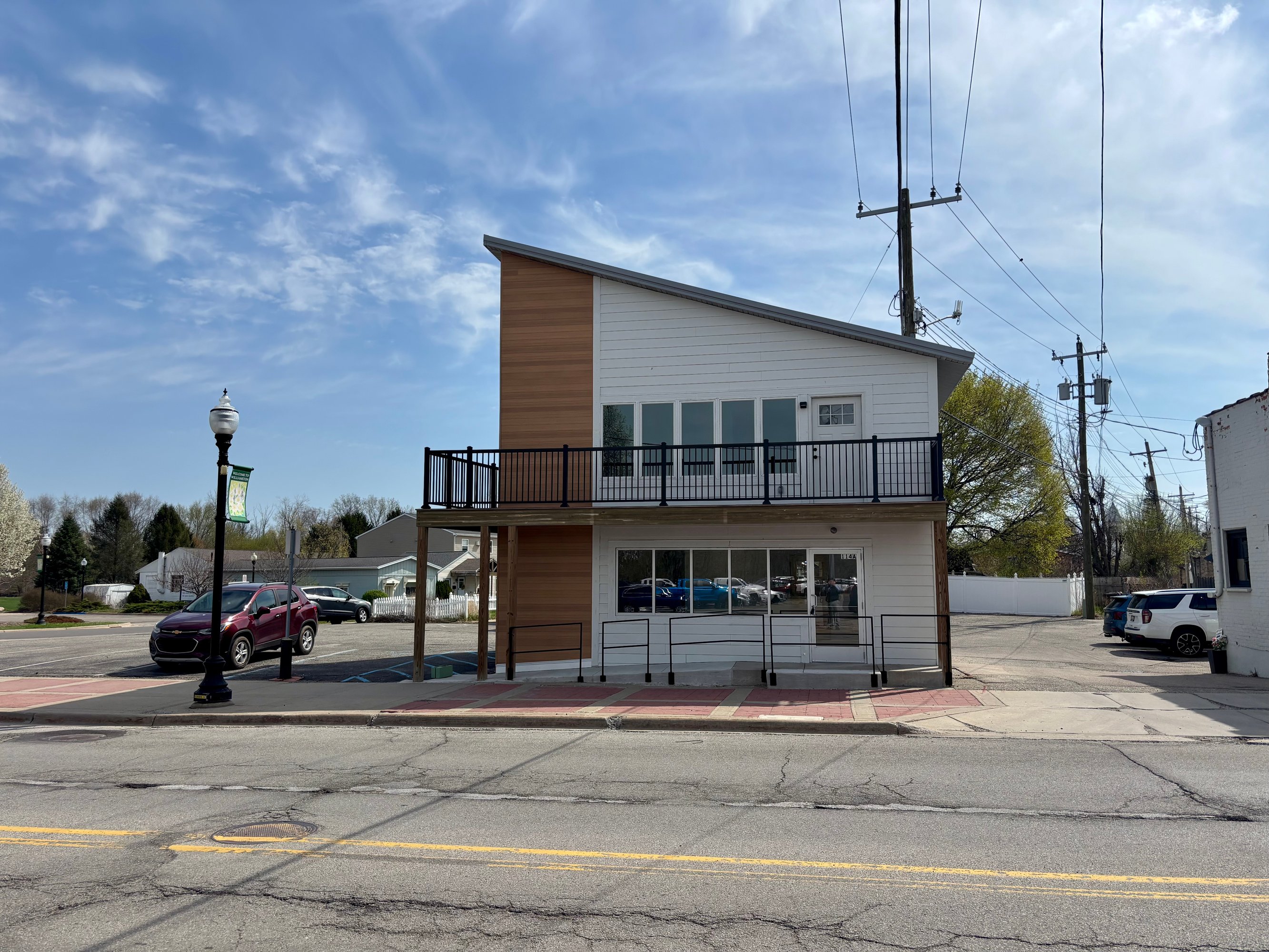 114 N Putnam St, Williamston, MI 48895